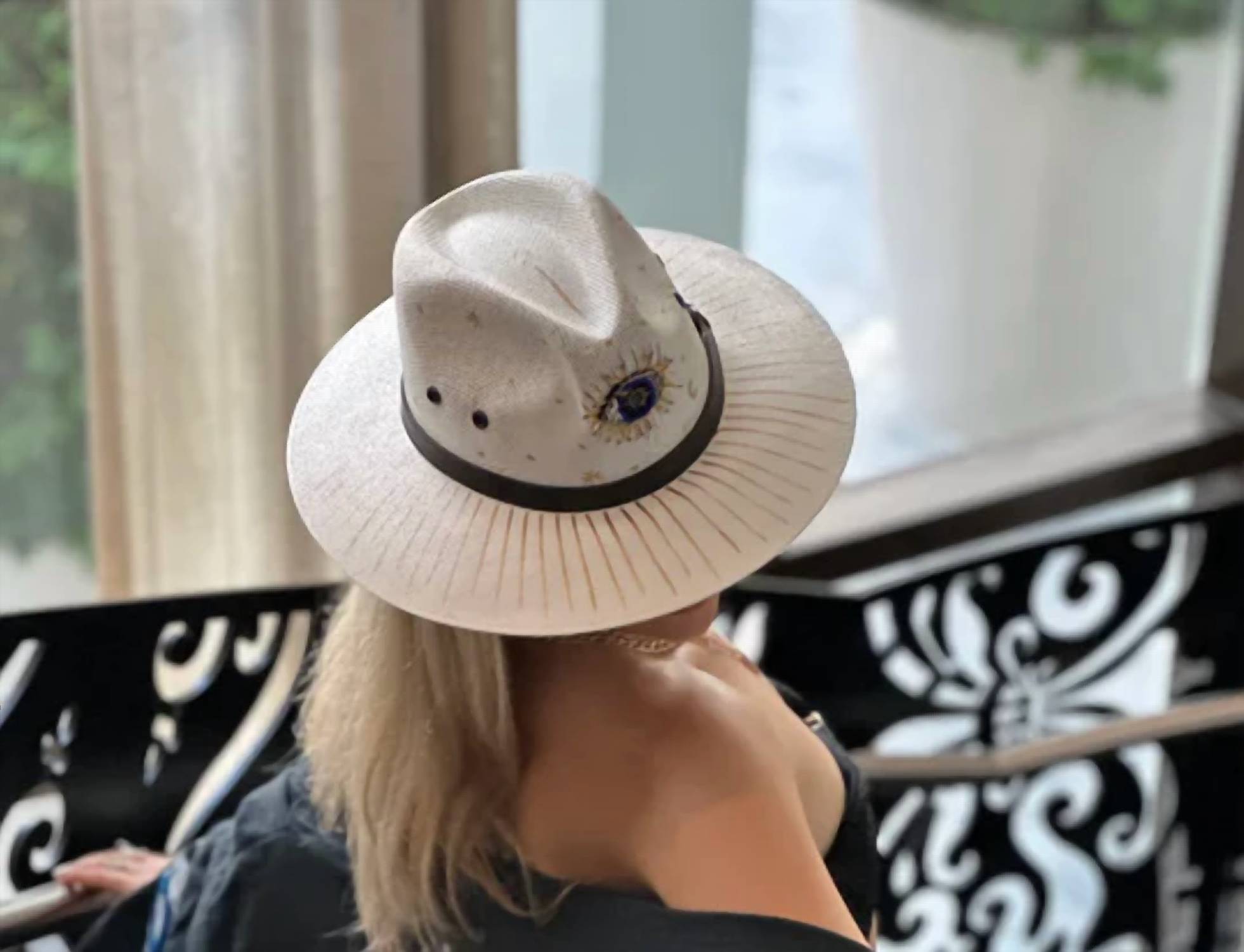 Pau Charly - Women's Cabo Evil Eye Beaded Hat
