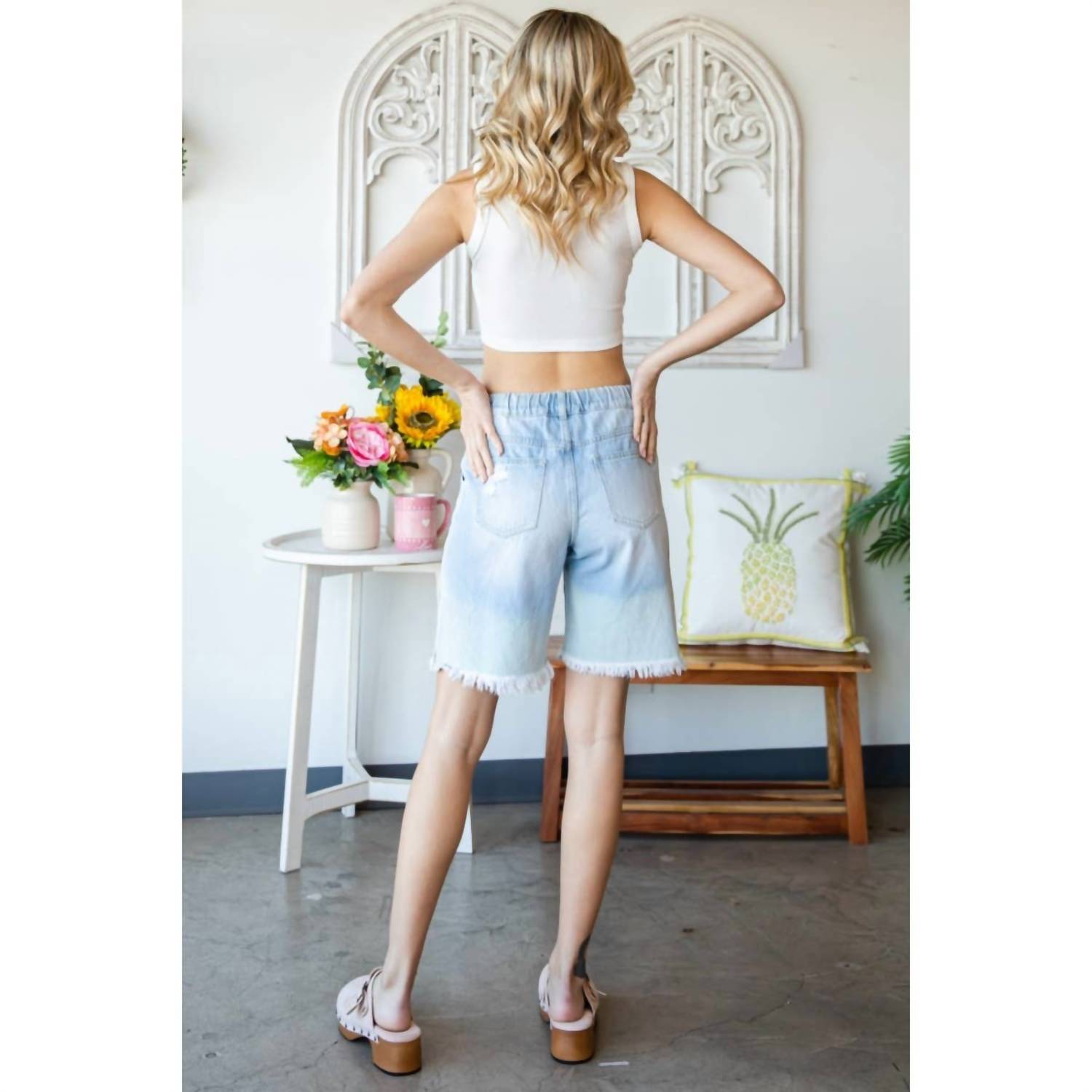 Veveret - Elastic Waist Sweat Shorts