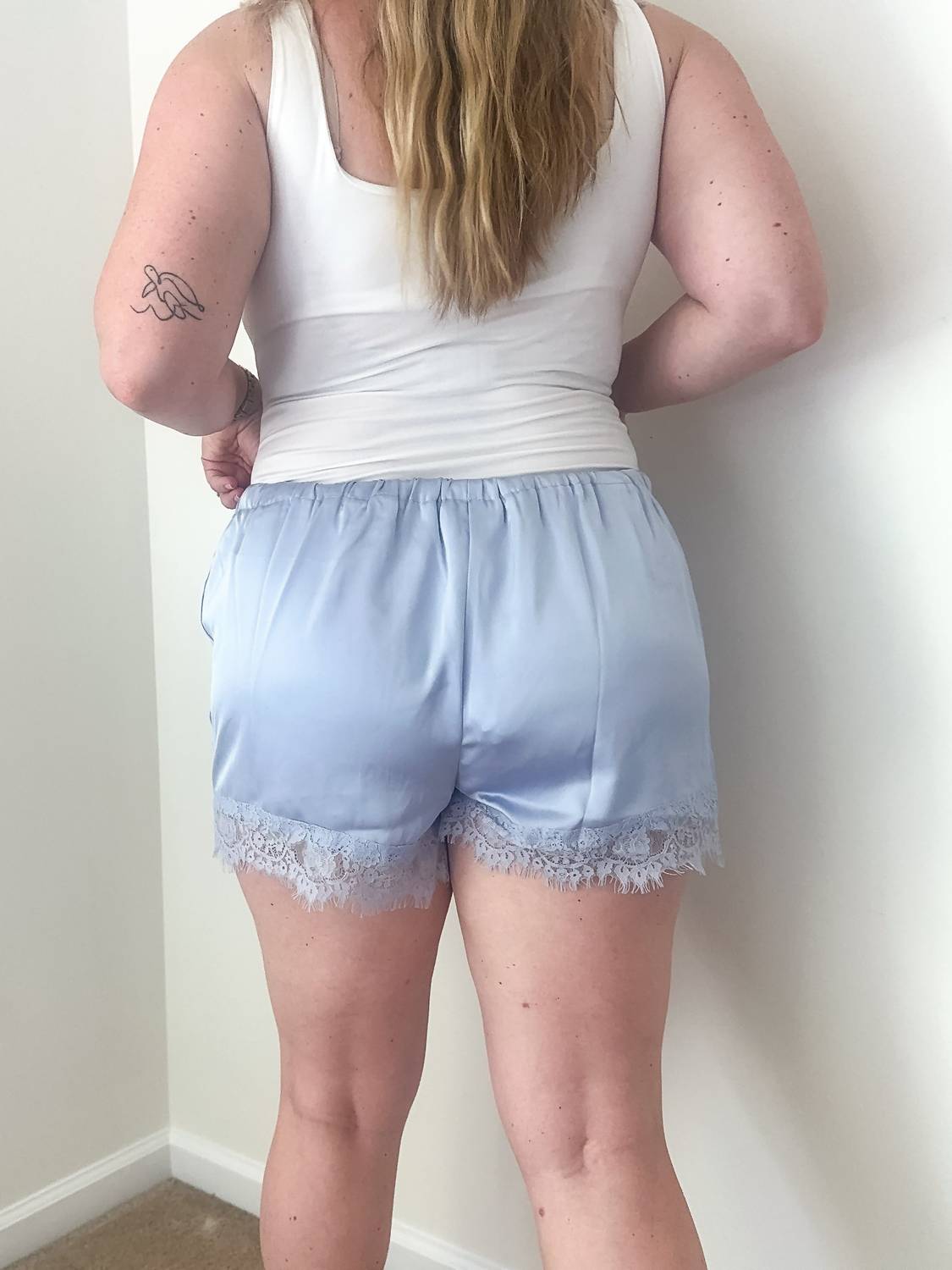 Le Lis - Bluebell Lace Shorts