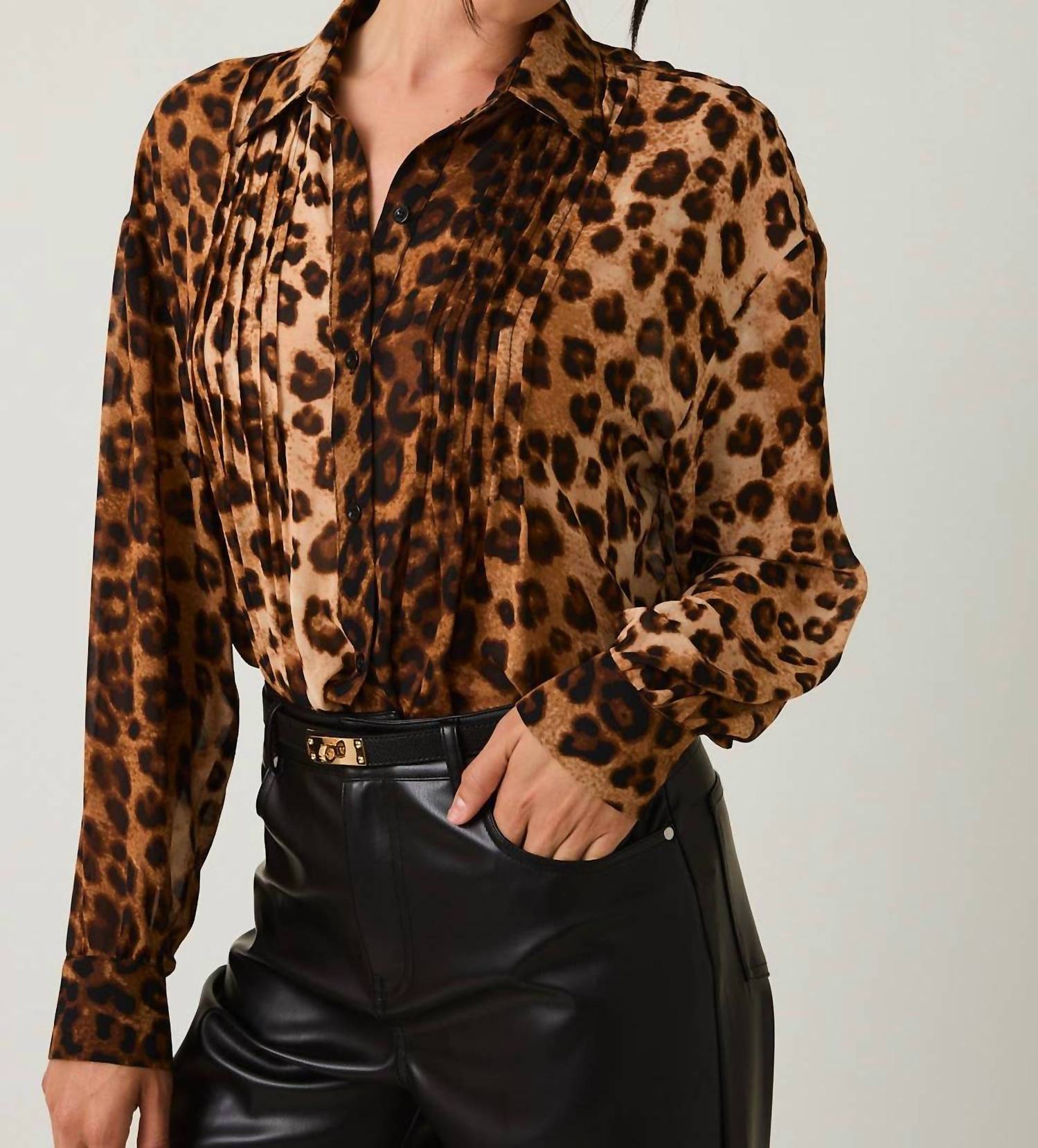 Le Lis - Sydney Leopard Print Blouse