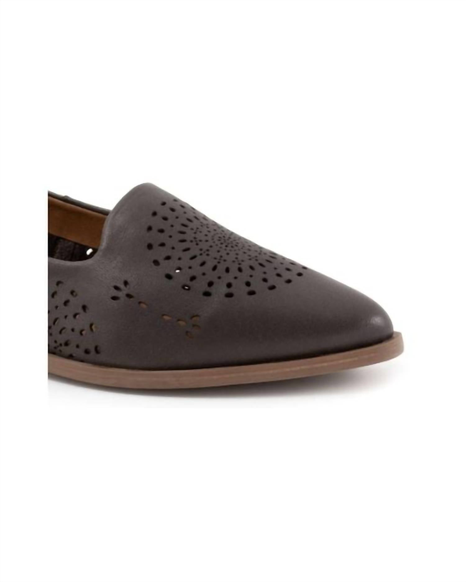 Bueno - Women's Brandi Flats