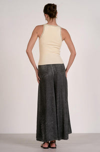 Elan - Contrast Tank Top