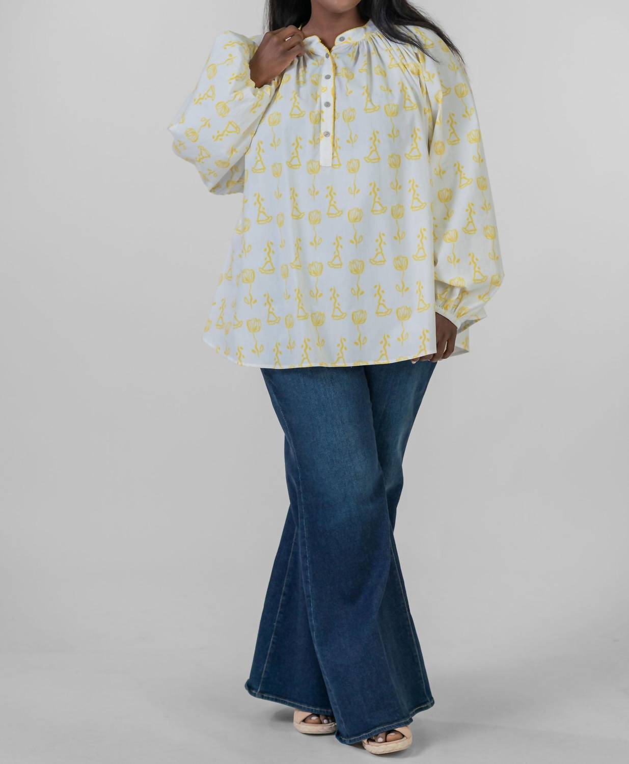 De Loreta - Kaia Trigo Amarillo Print Long Sleeve Blouse