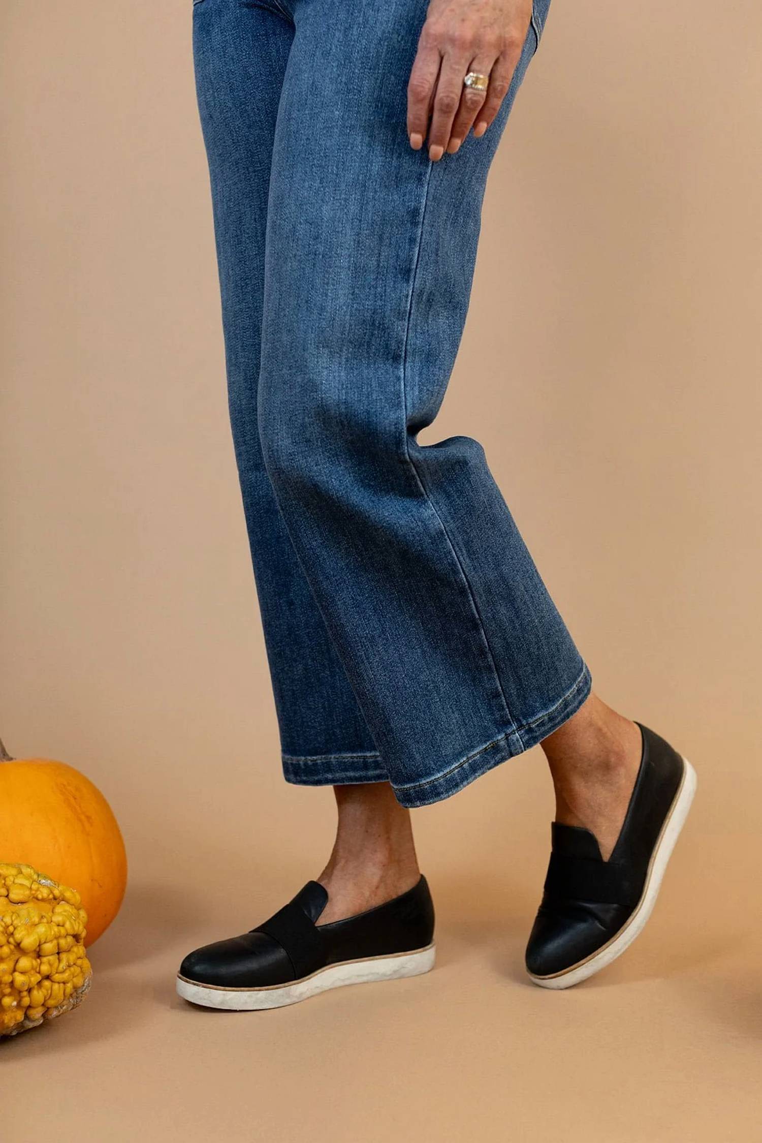 Tea N Rose - Women's Tori Wide Leg Denim Jeans