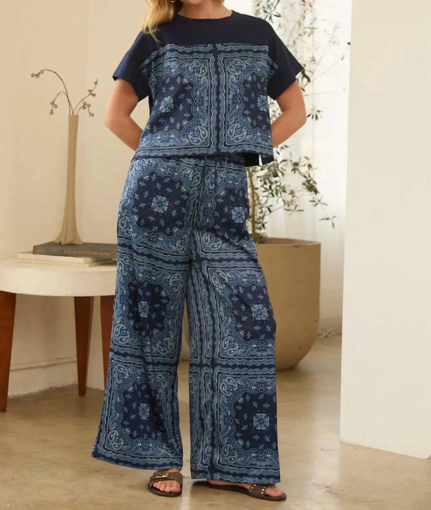 Skies Are Blue - Bandana Print Pants