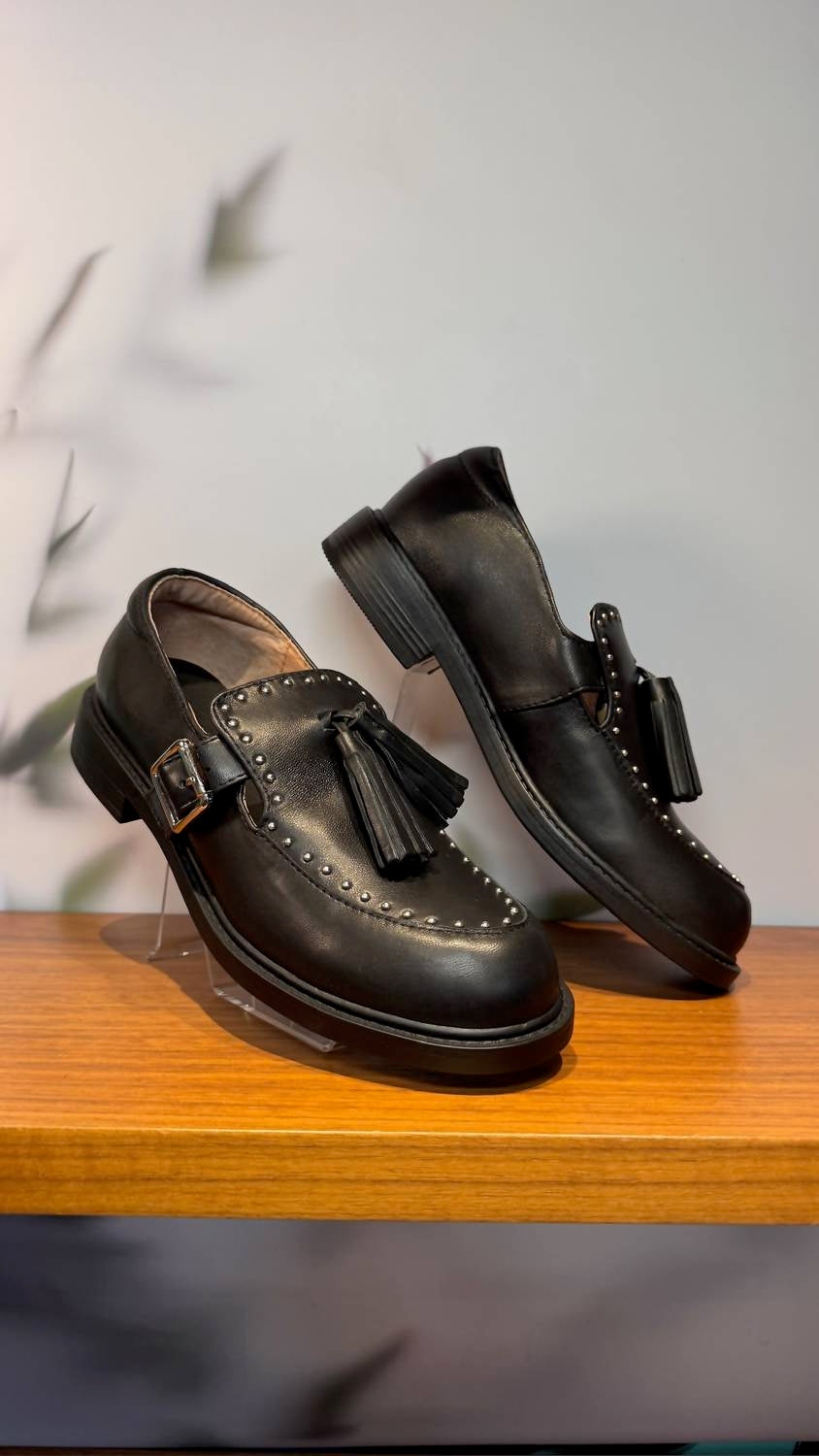 All Black - Women's Big Tassel Loafers
