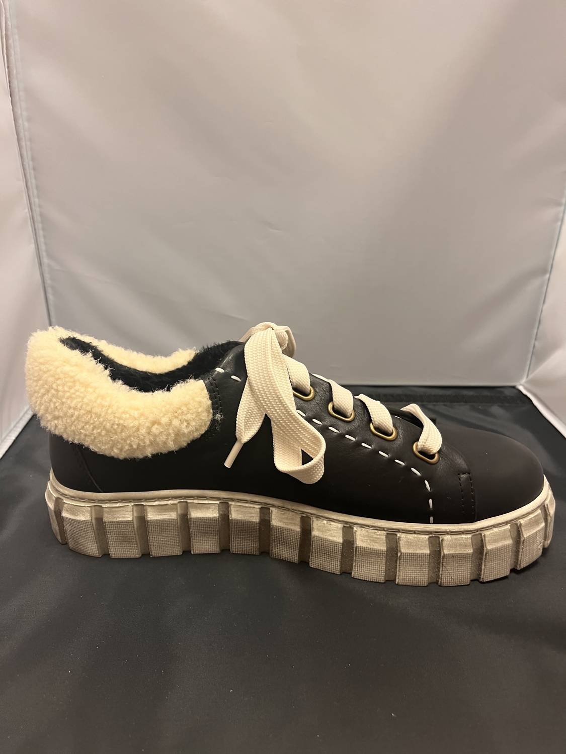 Gelato Women's Tsubo Sneaker in black - women's sneaker - alternate view