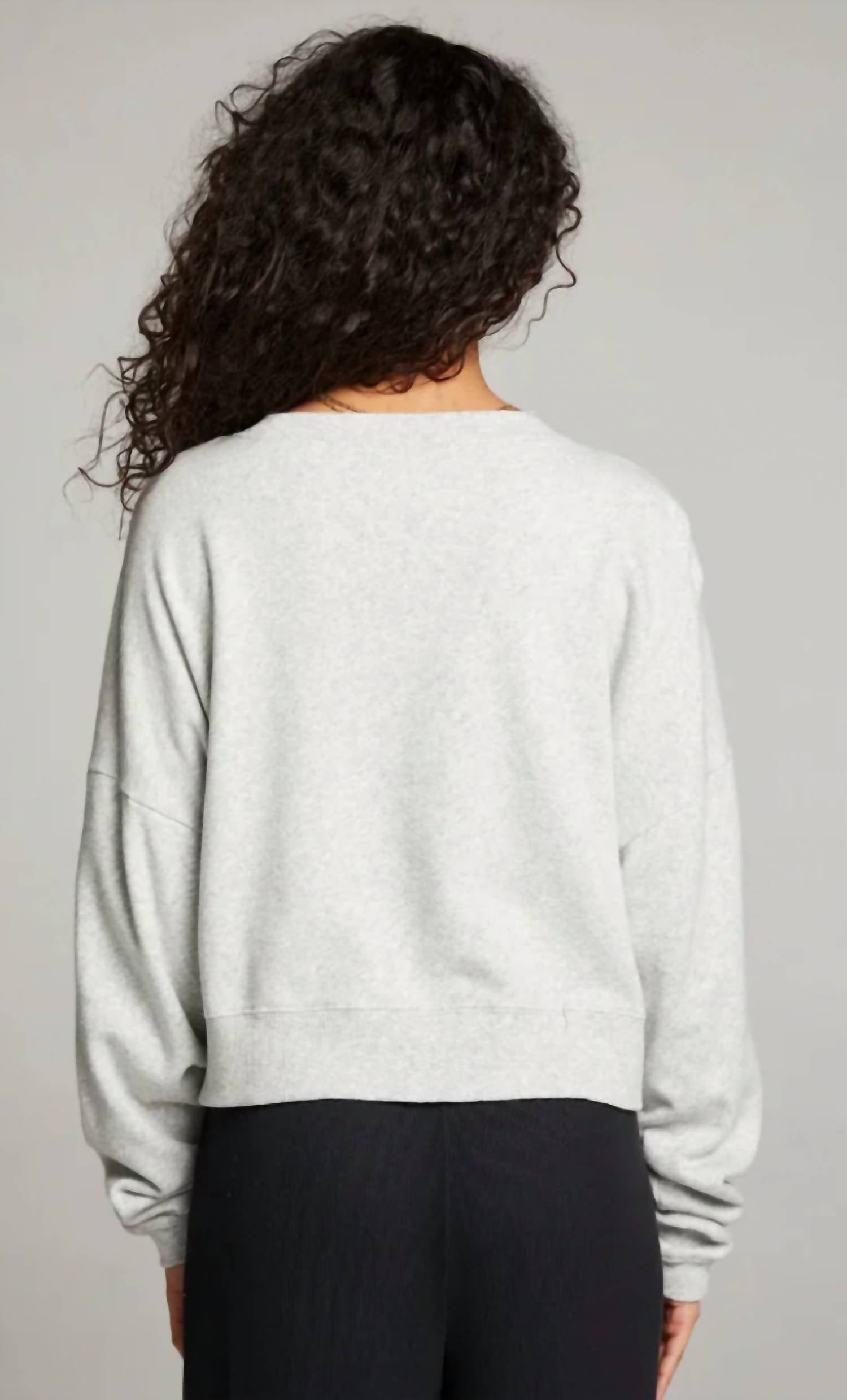 Chaser - Ski Life Long Sleeve Crop Sweatshirt
