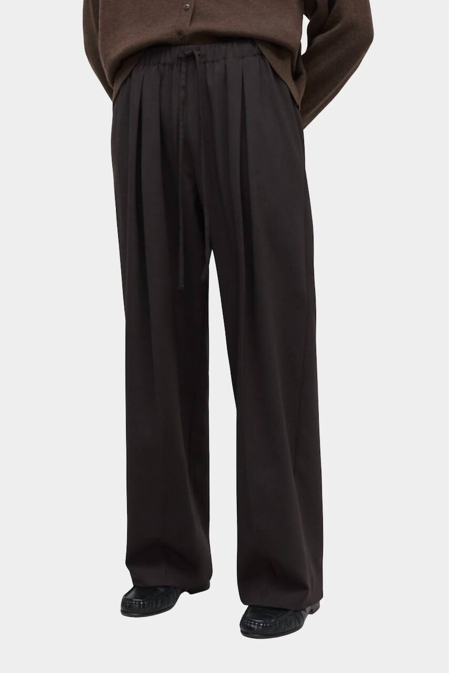 Cordera - Pleated Relaxed Pants