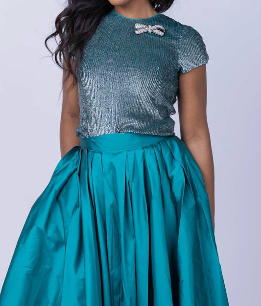 Emily Shalant - Sequin Crew Neck Tee With Crystal Bow Broach