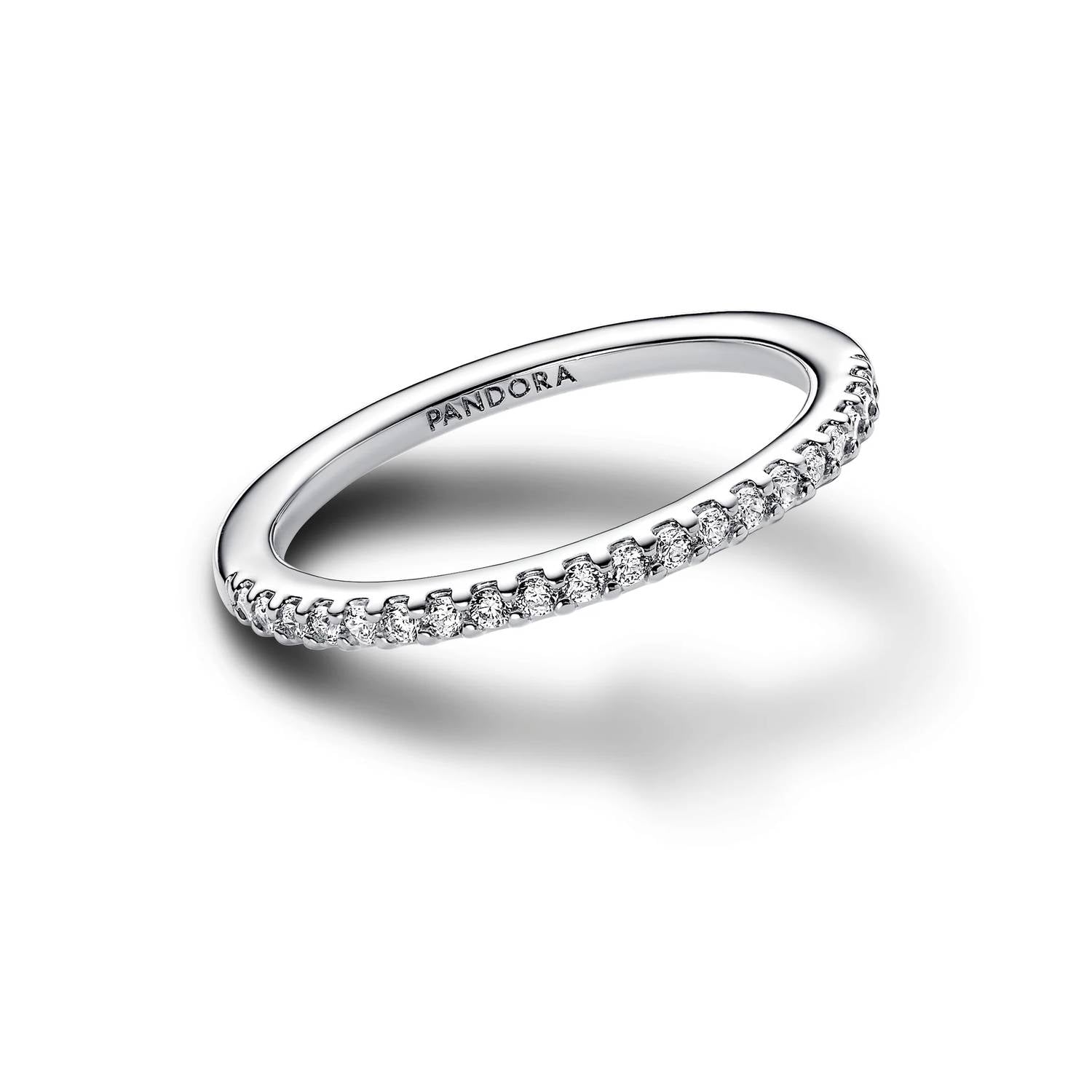 Pandora - Women's Simple Sparkling Band Ring