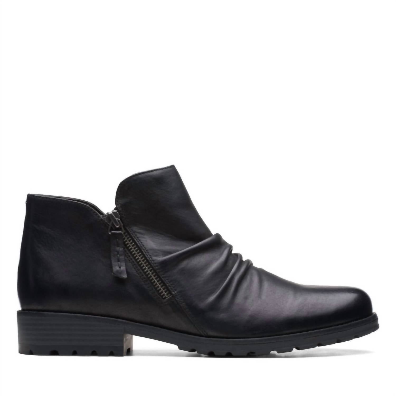 Clarks - Women's Clarkwell Zip Ankle Boots