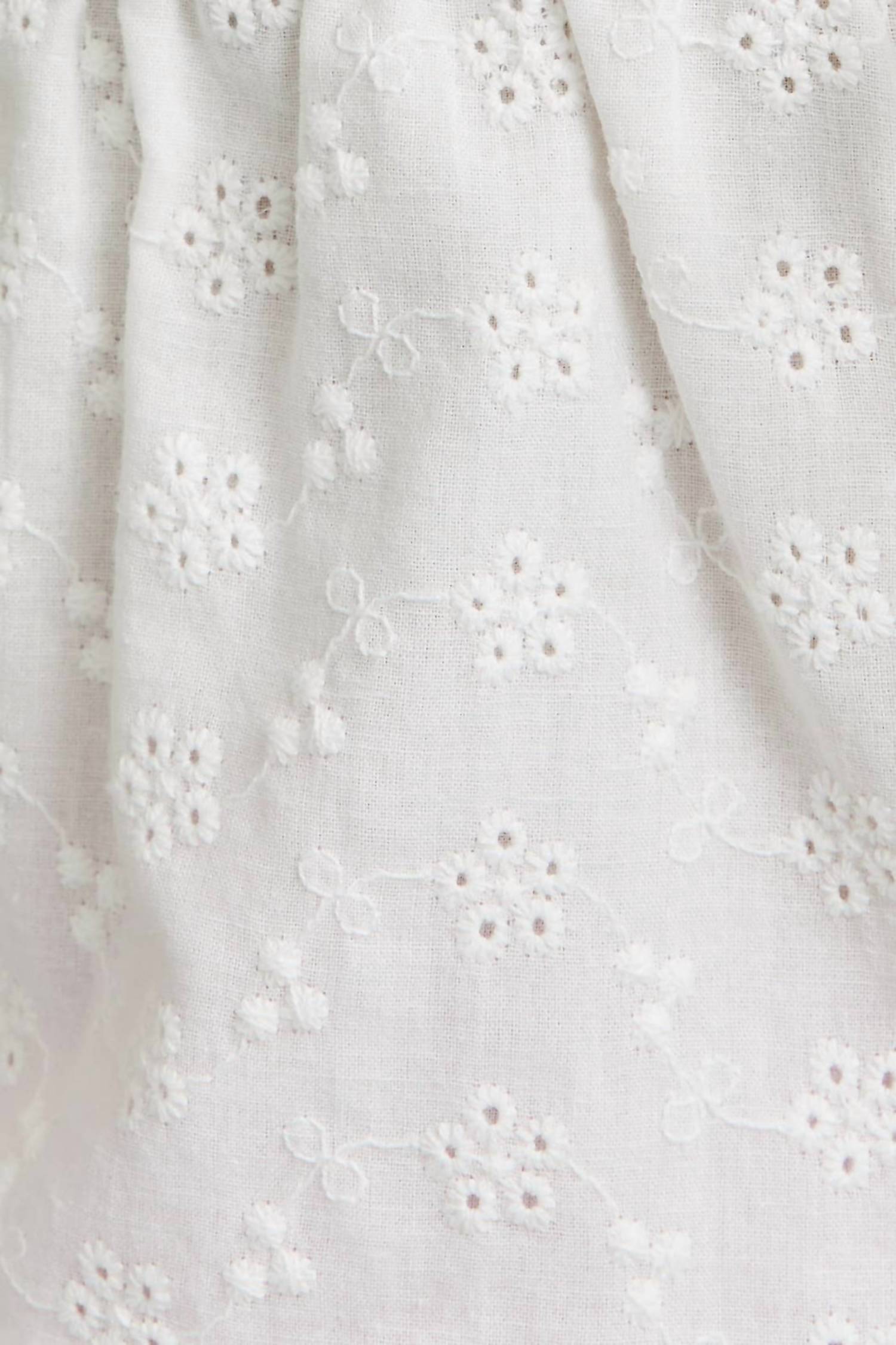 Le Lis - Elena Eyelet Blouse
