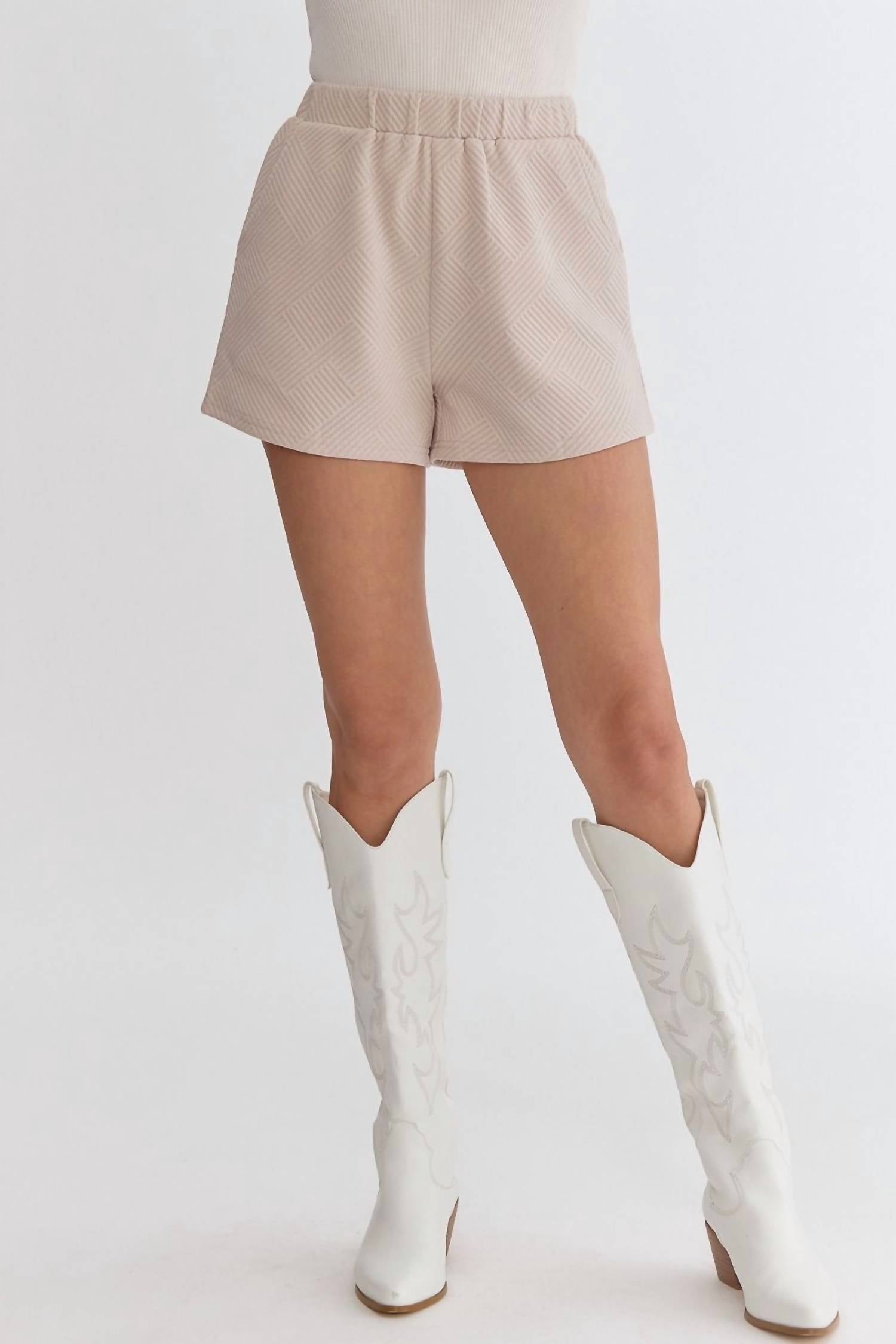Entro - Textured Shorts