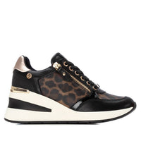 Xti - Women's 144378 Round Toe Sneakers