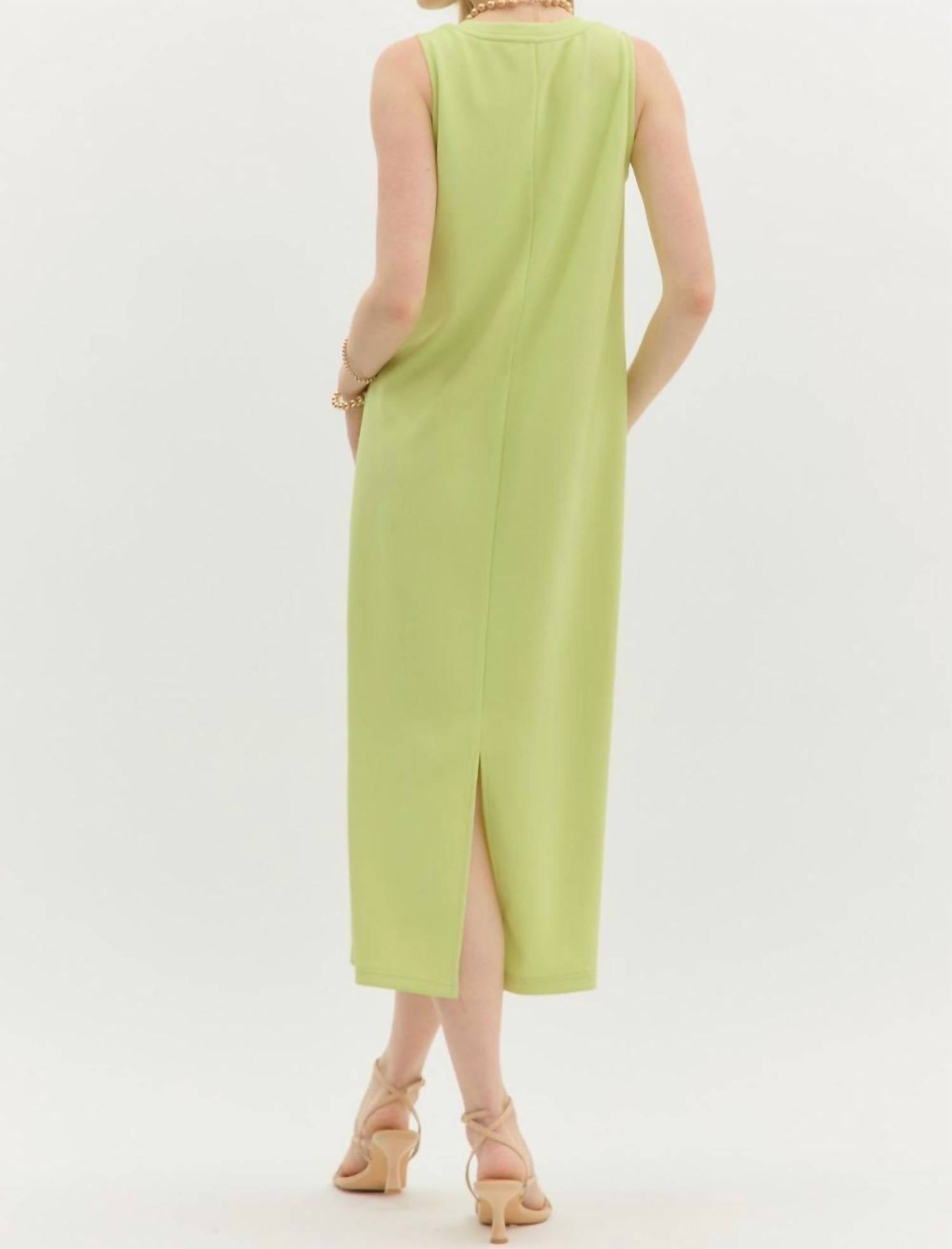 Entro - Solid Rib Textured Midi Dress
