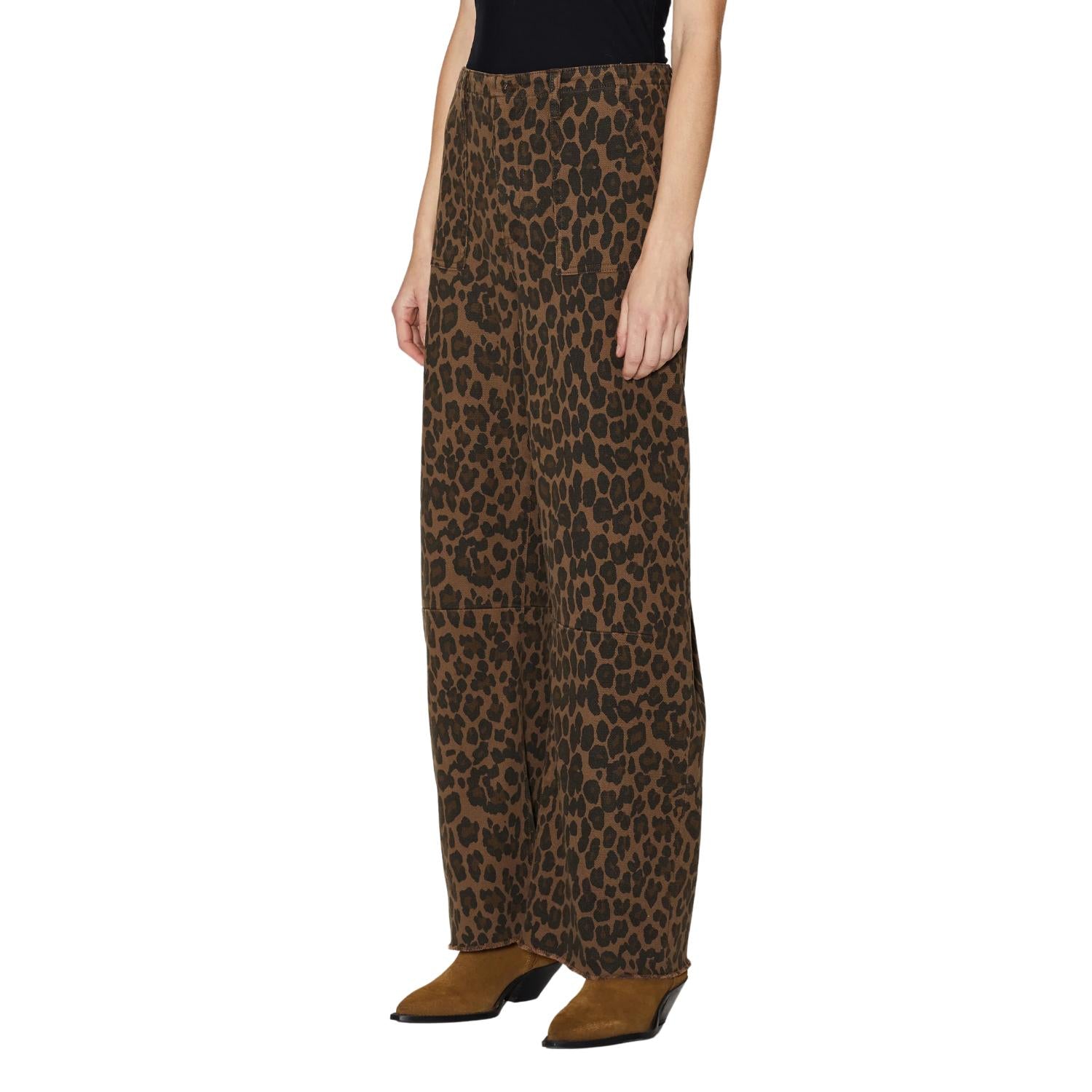 Le Jean Utility Soft Barrel Pant in dark leopard - women's jeans - detail view