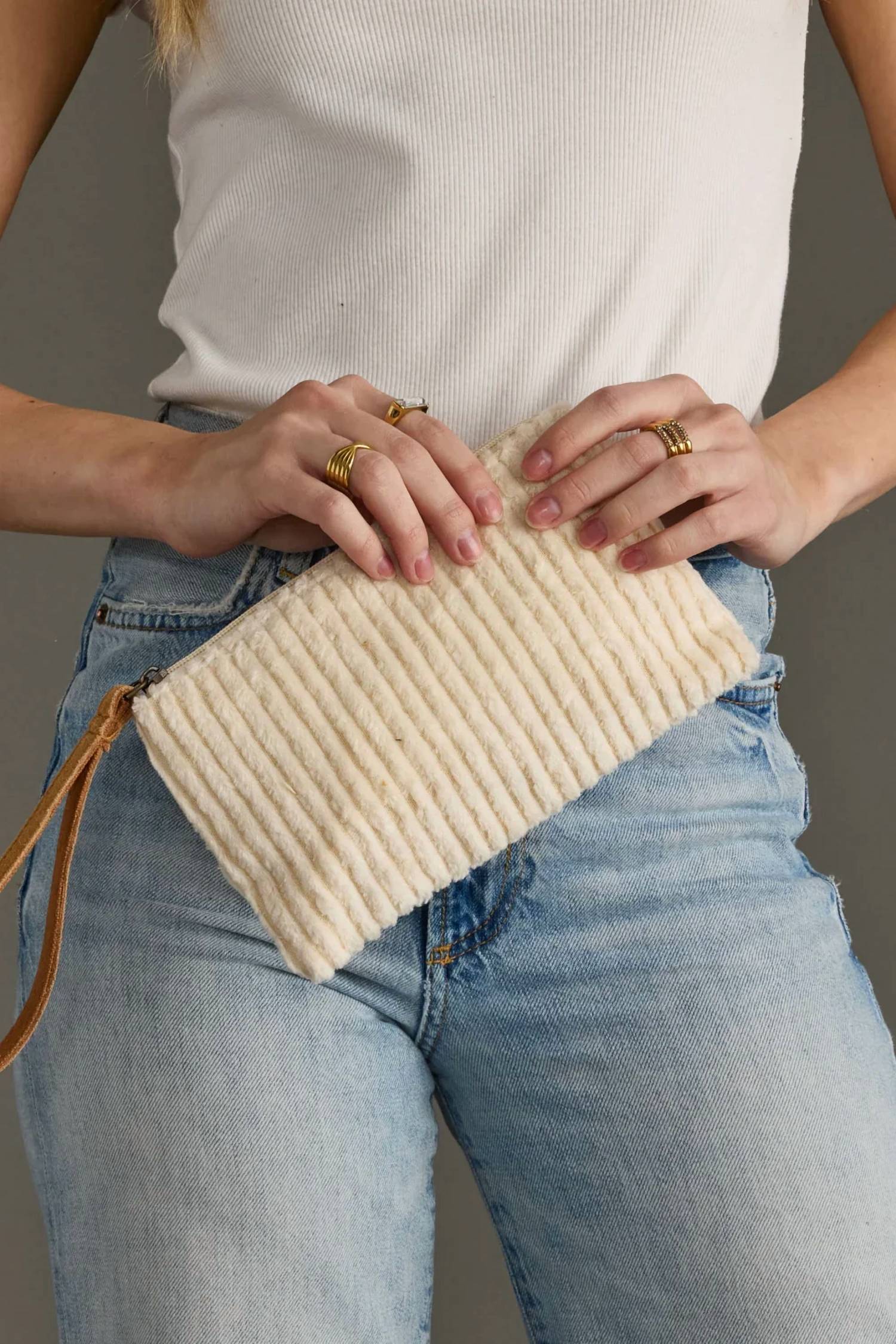 Panache - Women's Corduroy Wristlet