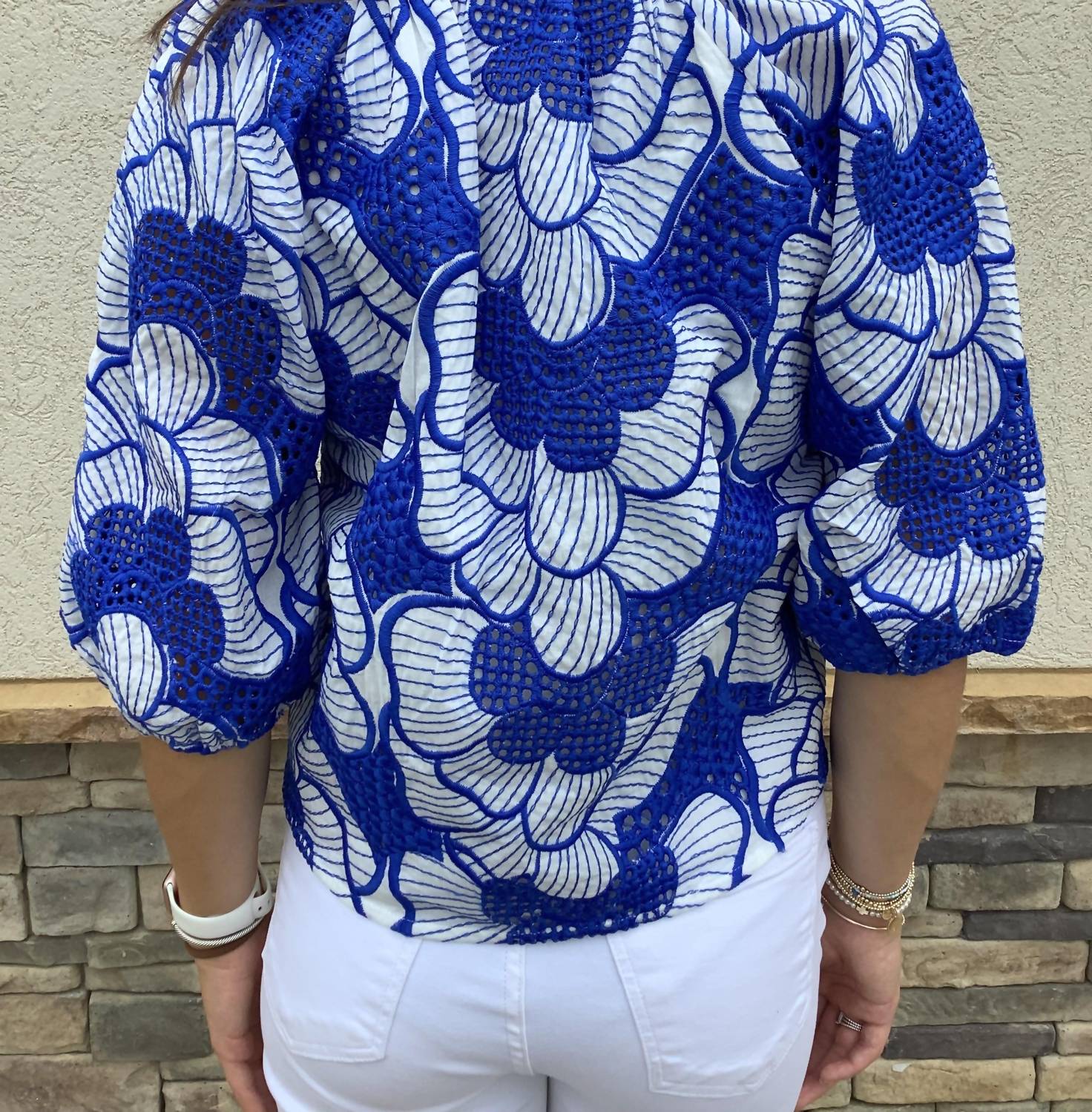 Ciebon - Robyn V-neck Half Sleeve Top