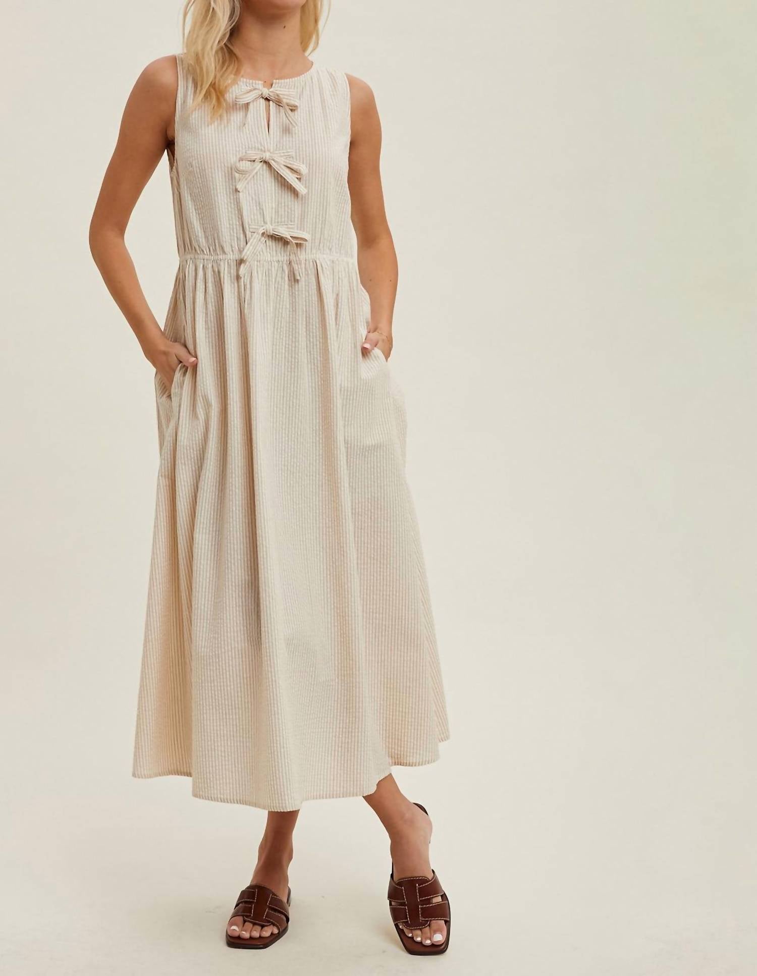 Wishlist - Bow Midi Dress