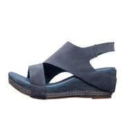 Antelope - Women's Dotty Sandals