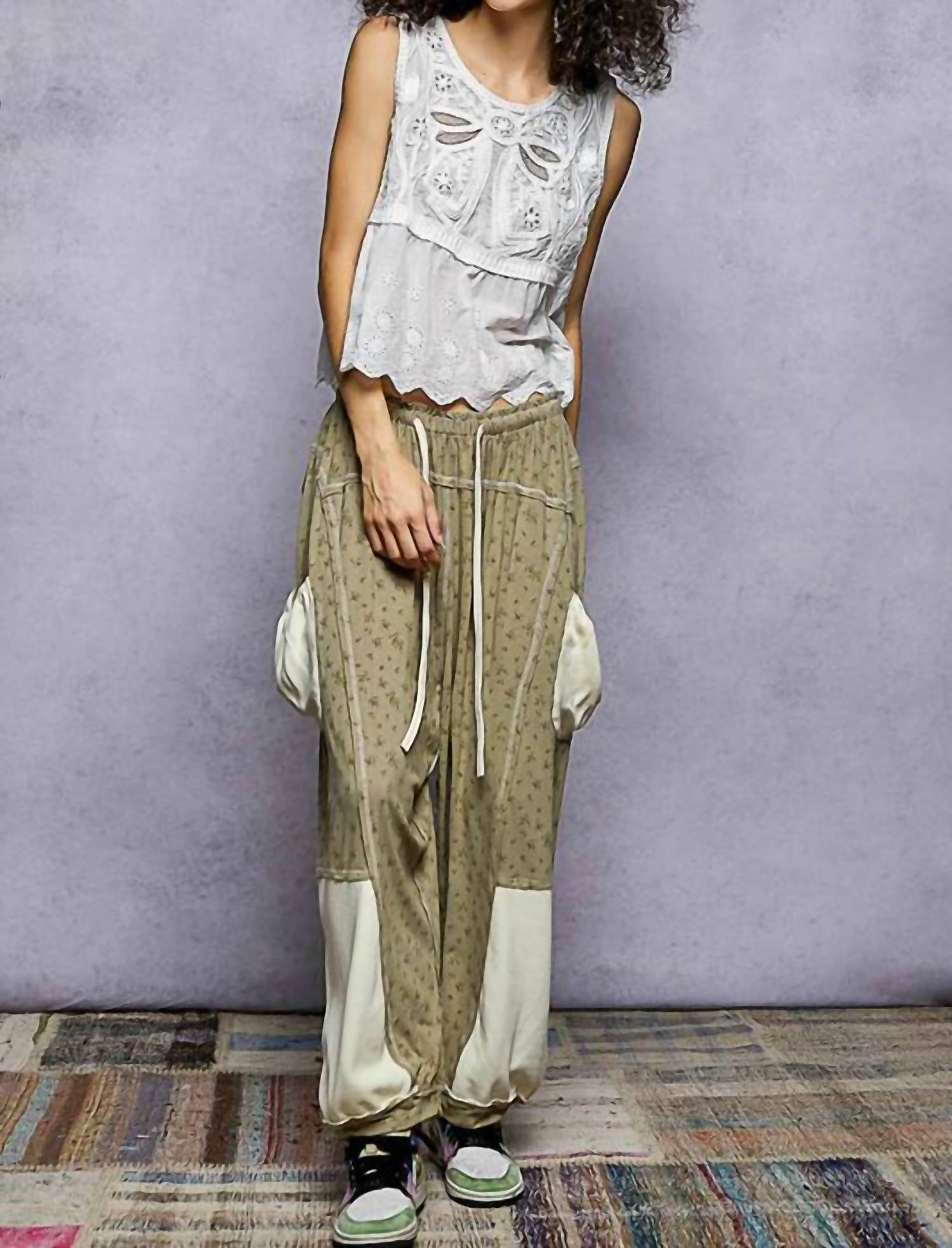 Pol - Oversized Floral Knit Pants
