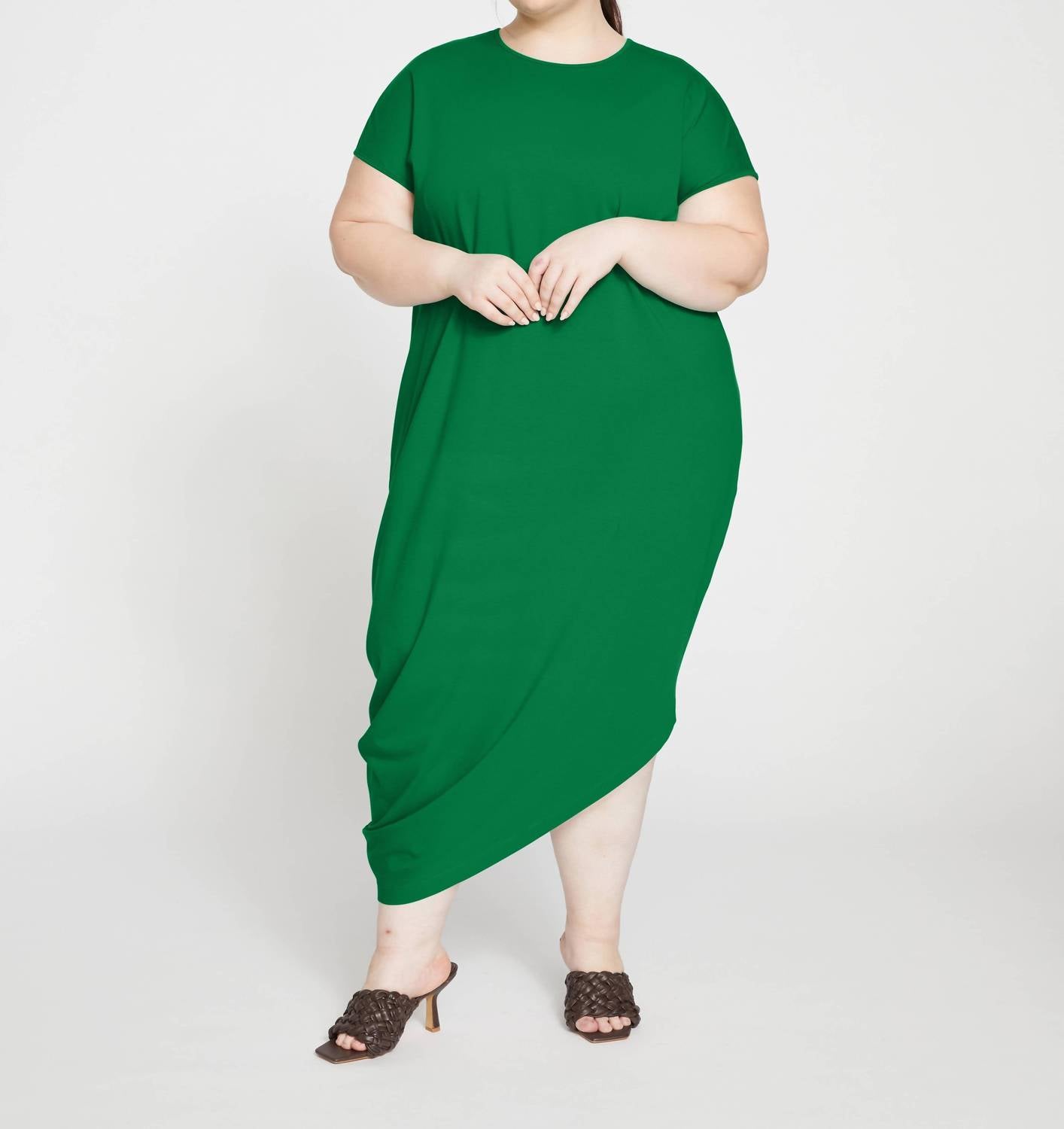 Universal Standard - Iconic Geneva Dress