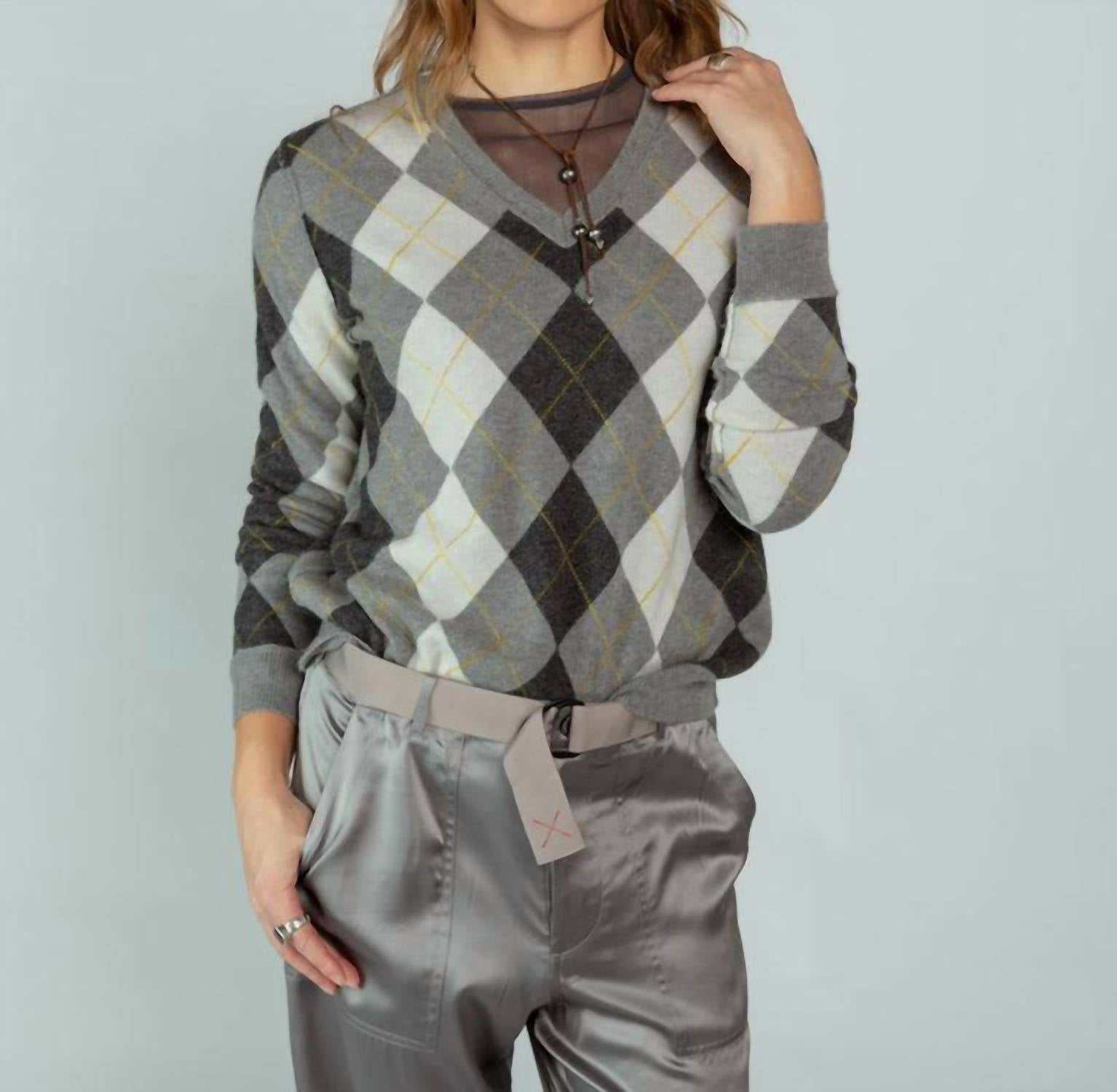 Brazeau Tricot - Argyle V-neck Sweater