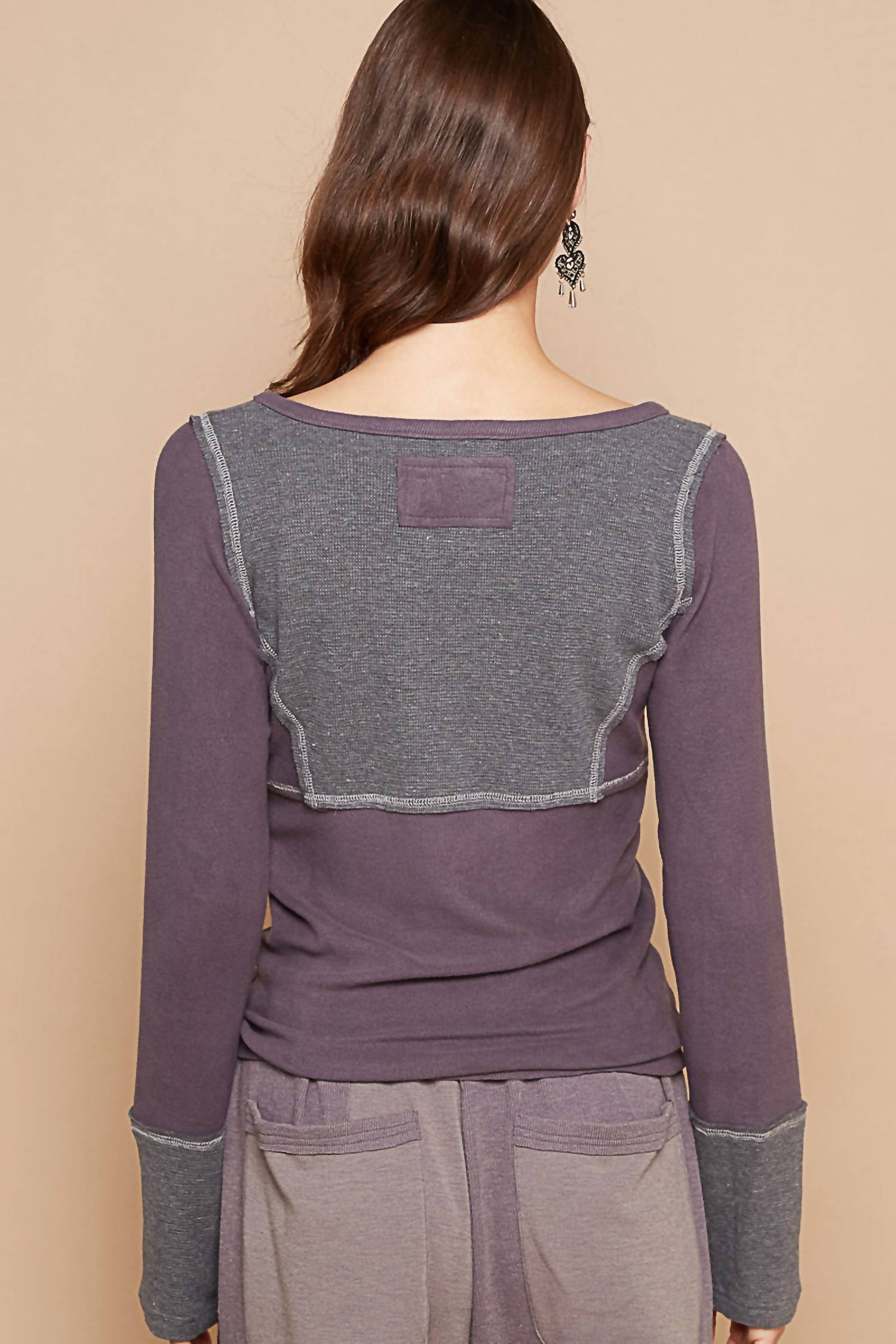 Pol - V-neck Fitted Top