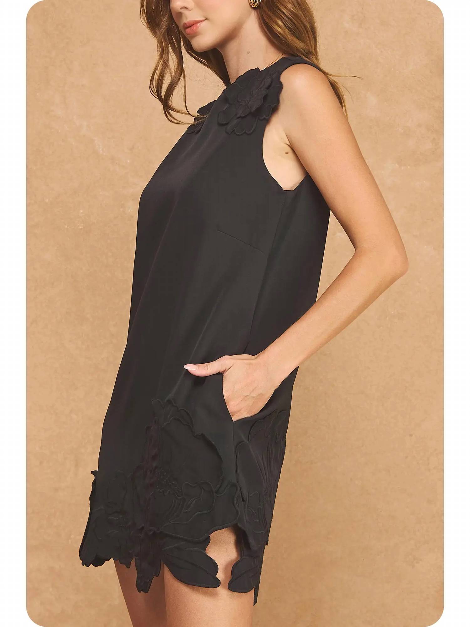 Strut & Bolt - Women's Floral Appliqué Sleeveless Shift Dress