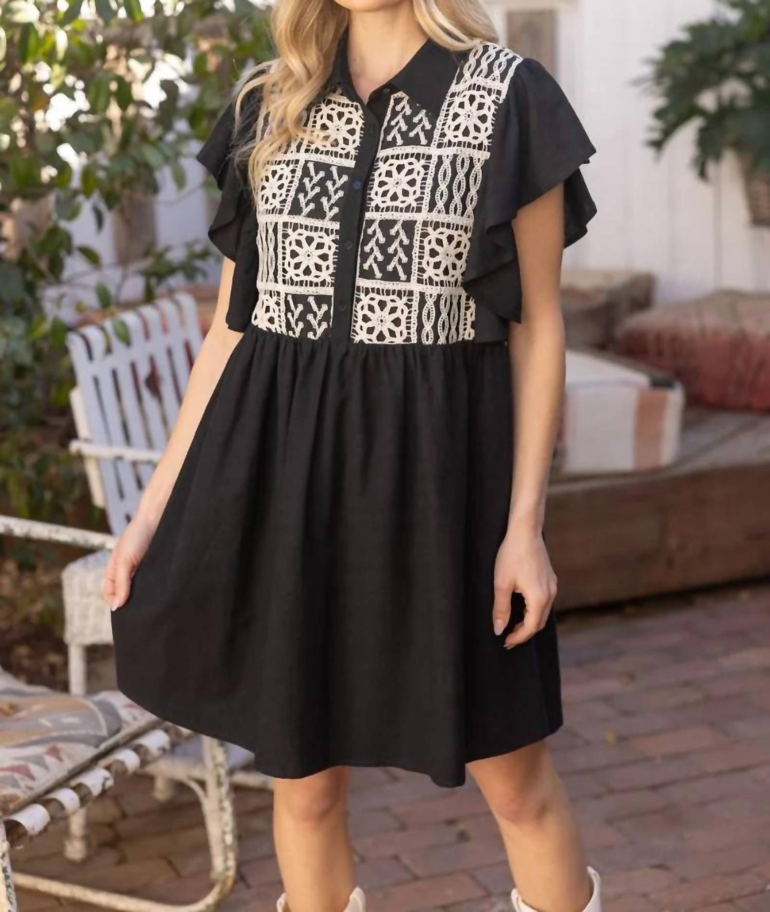 Voy - Ruffle Sleeve Dress