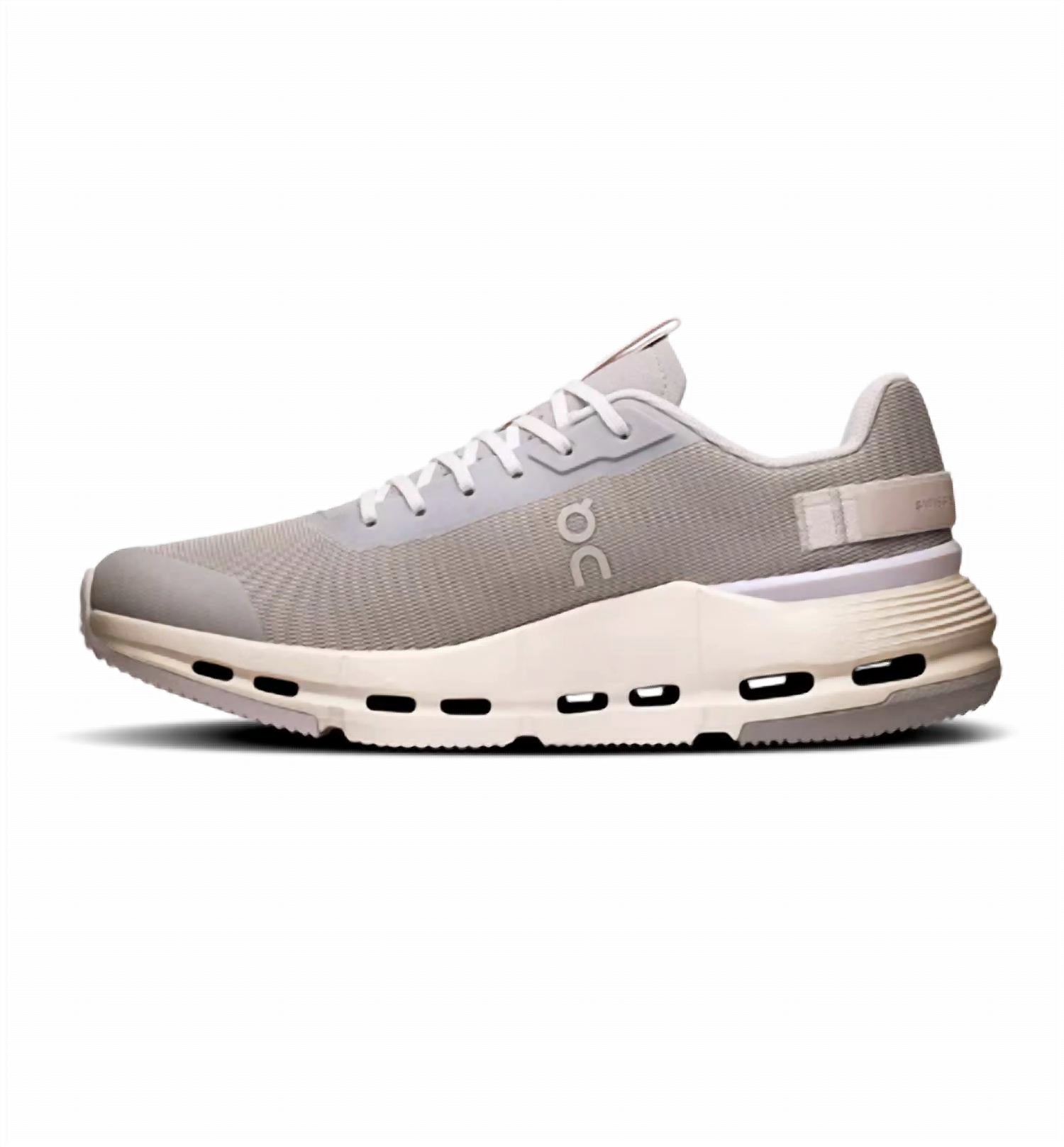 On - Women's Cloudnova Form 2 Sneakers