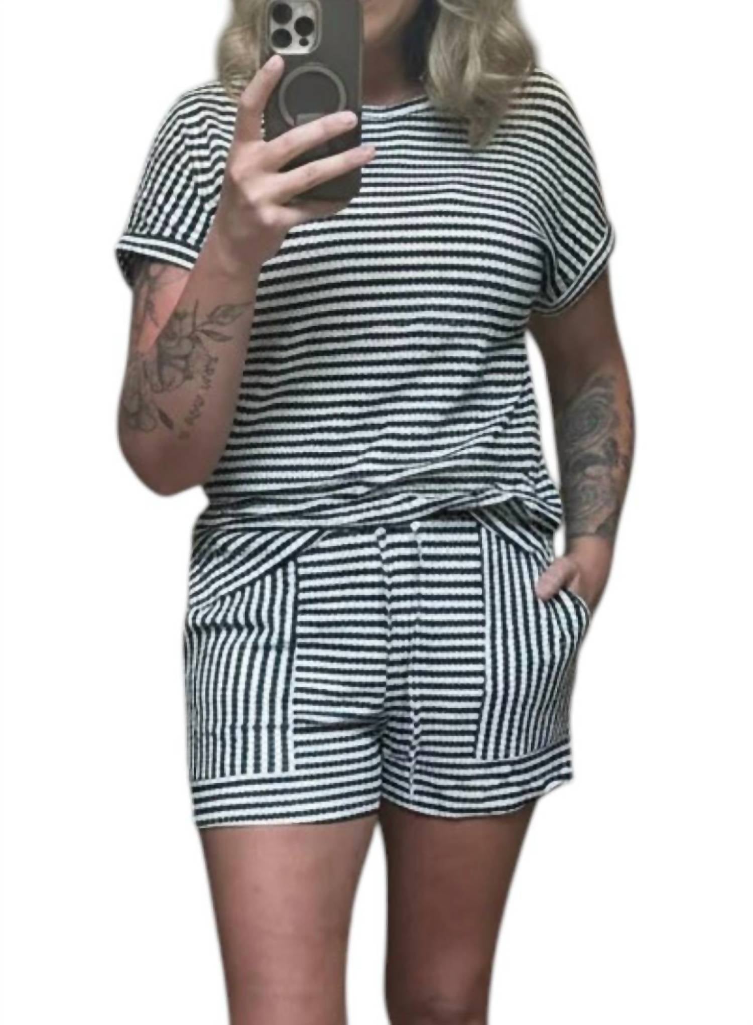 1 The Woman - Striped Textured Knit Top And Short Set