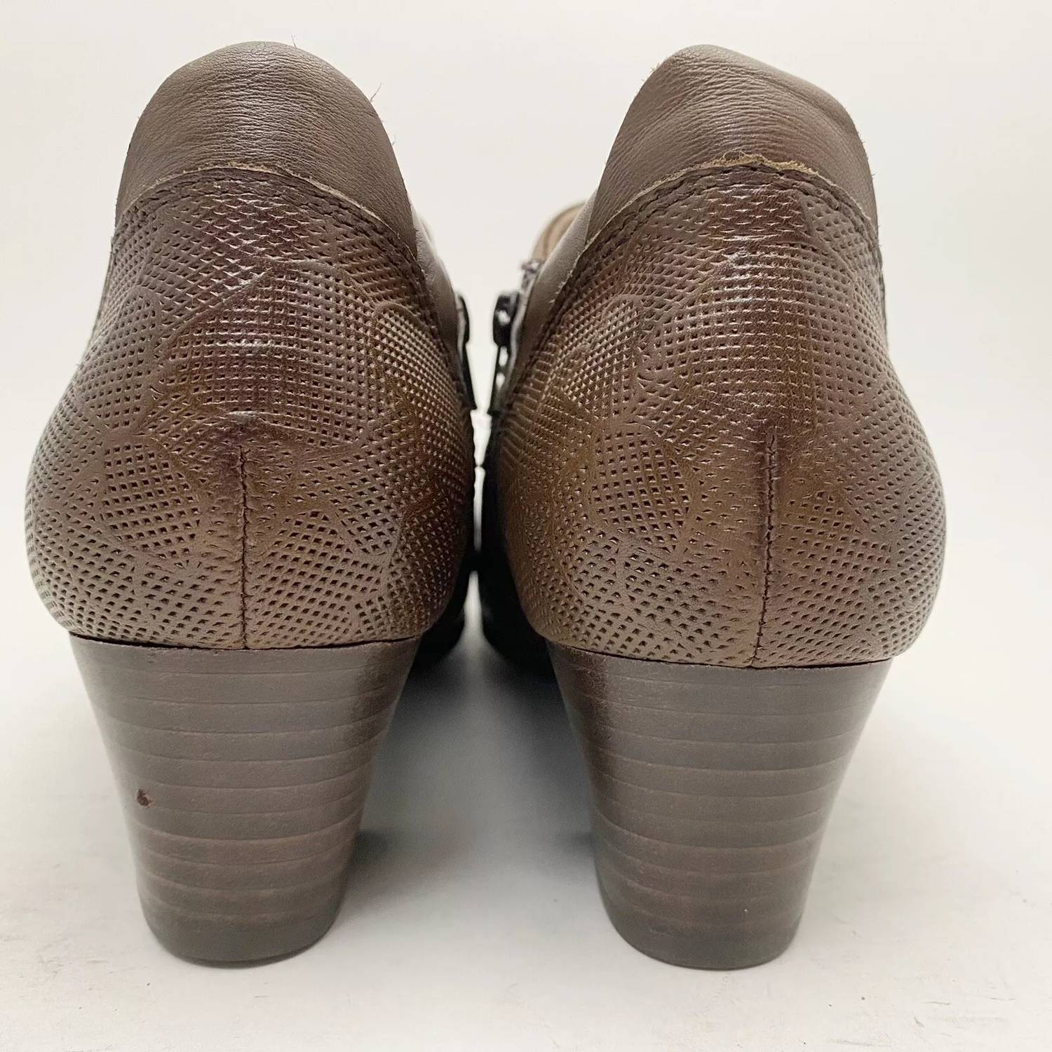 Earth - Women's Toronto Leather Bootie