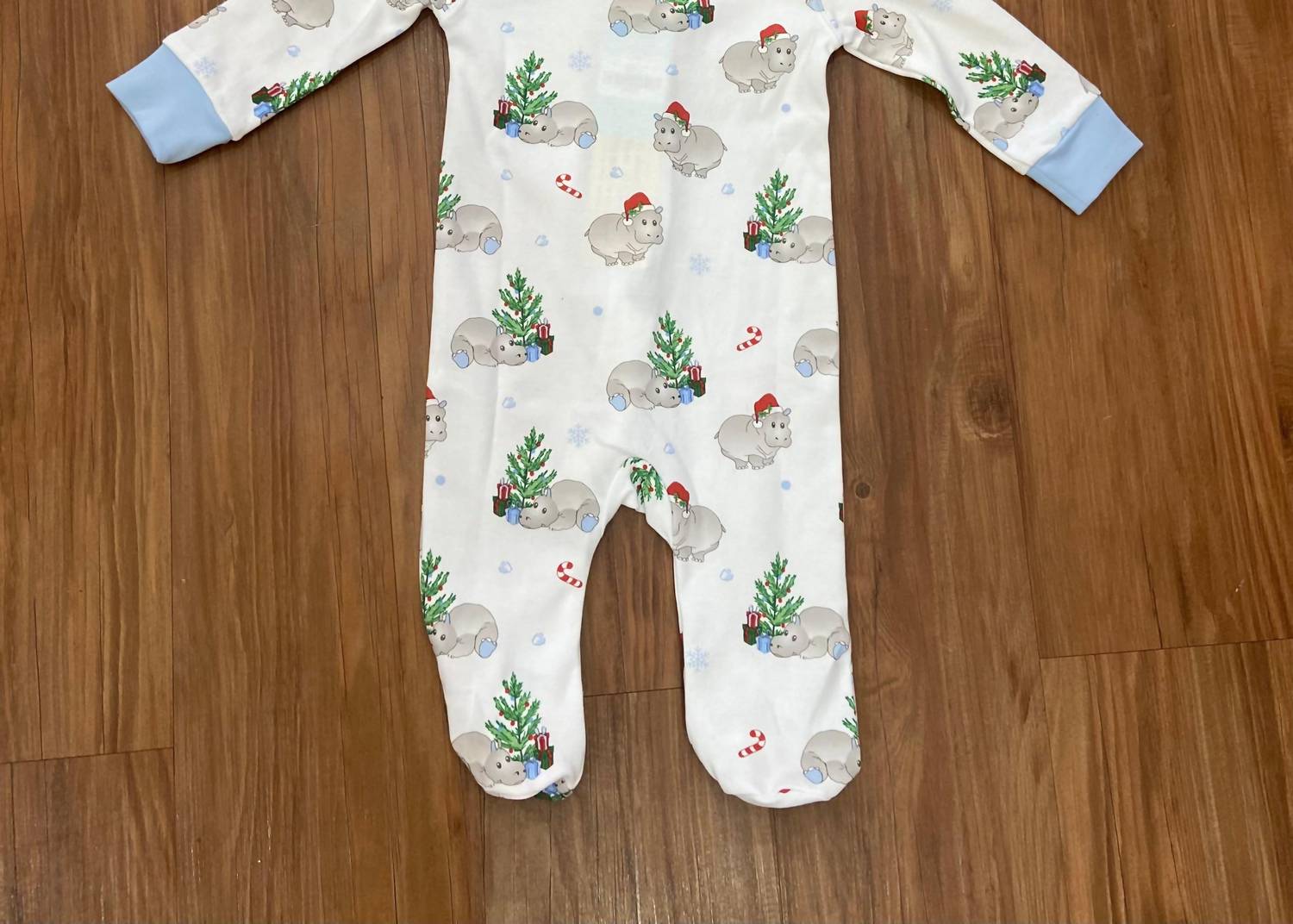 Lulu Bebe Boy's Footies One Piece in white blue - kids' item - detail view