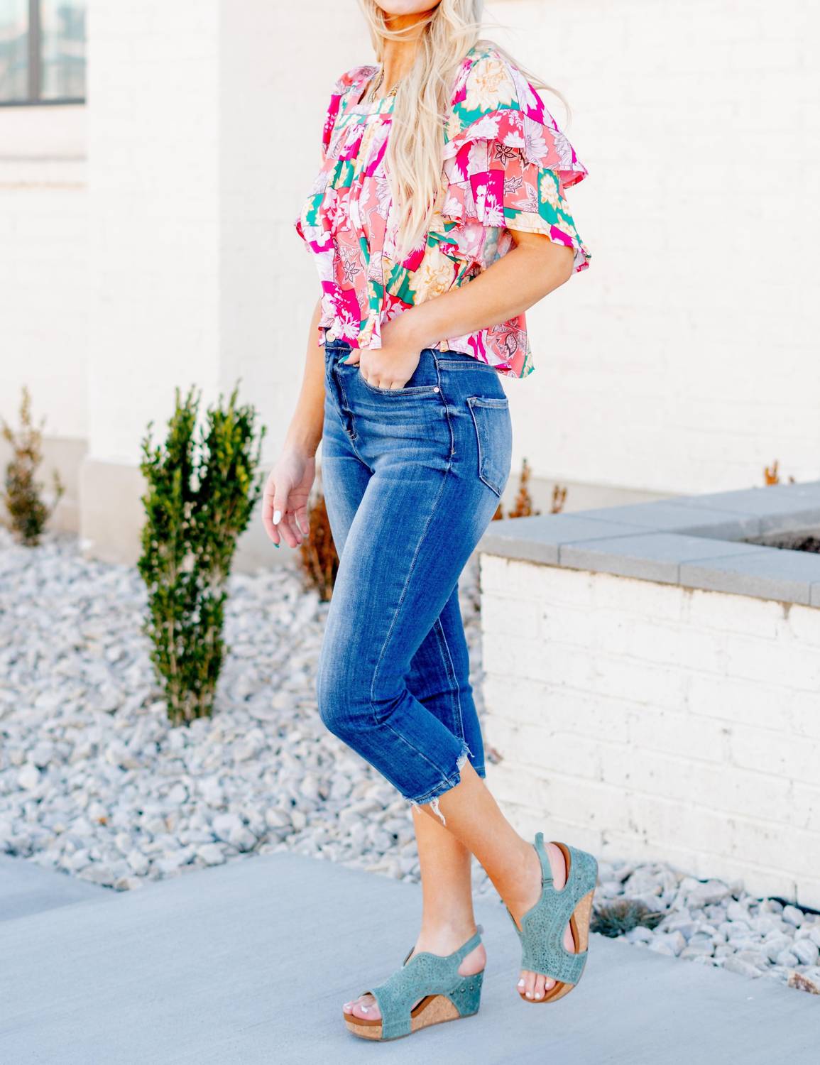 Risen - High-rise Basic Capri Jeans