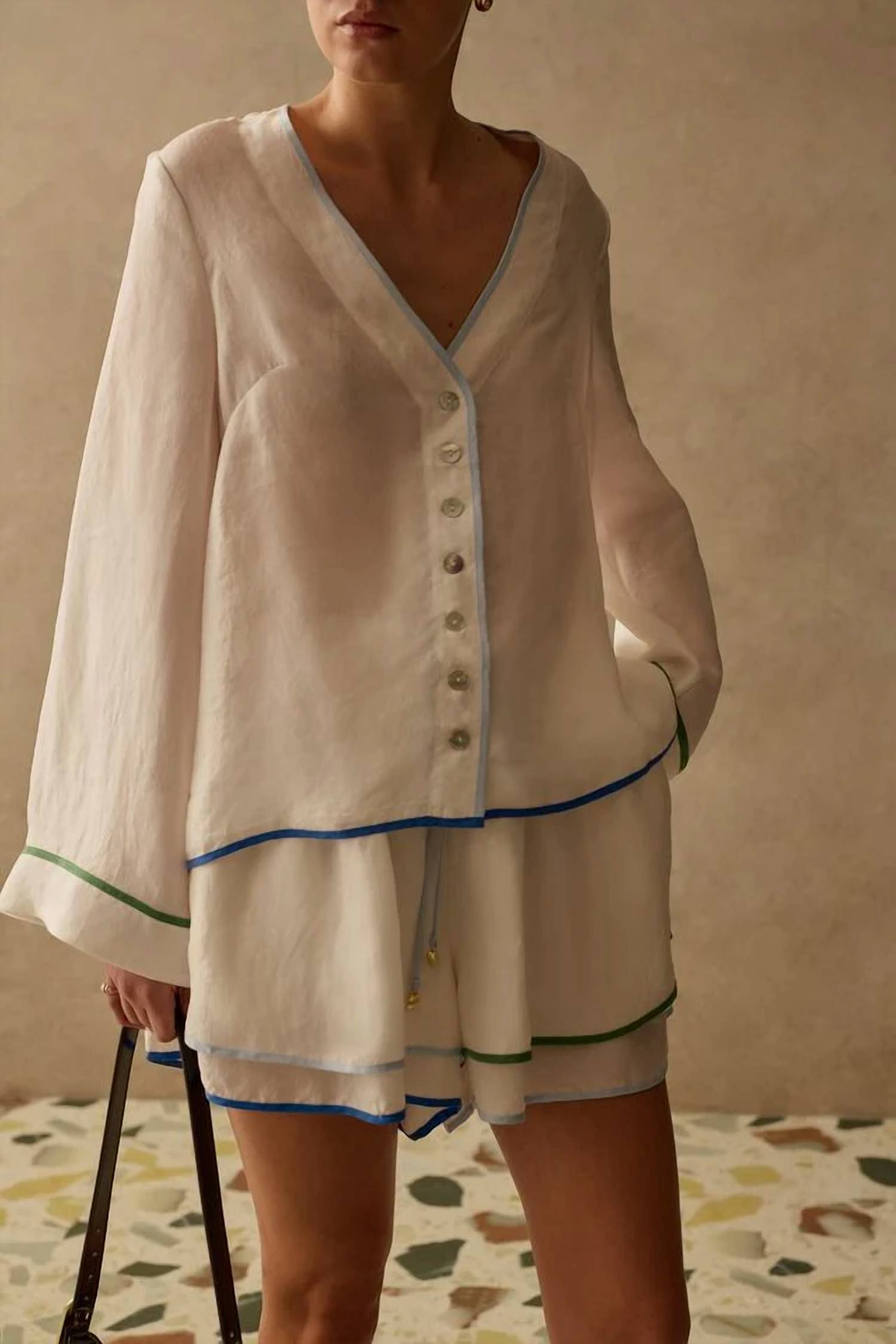 Sancia - Leona V Neck Shirt