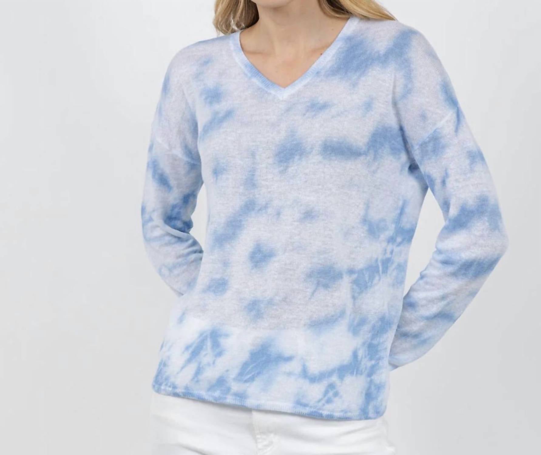 Elliott Lauren - Daydreaming Printed V Neck Top