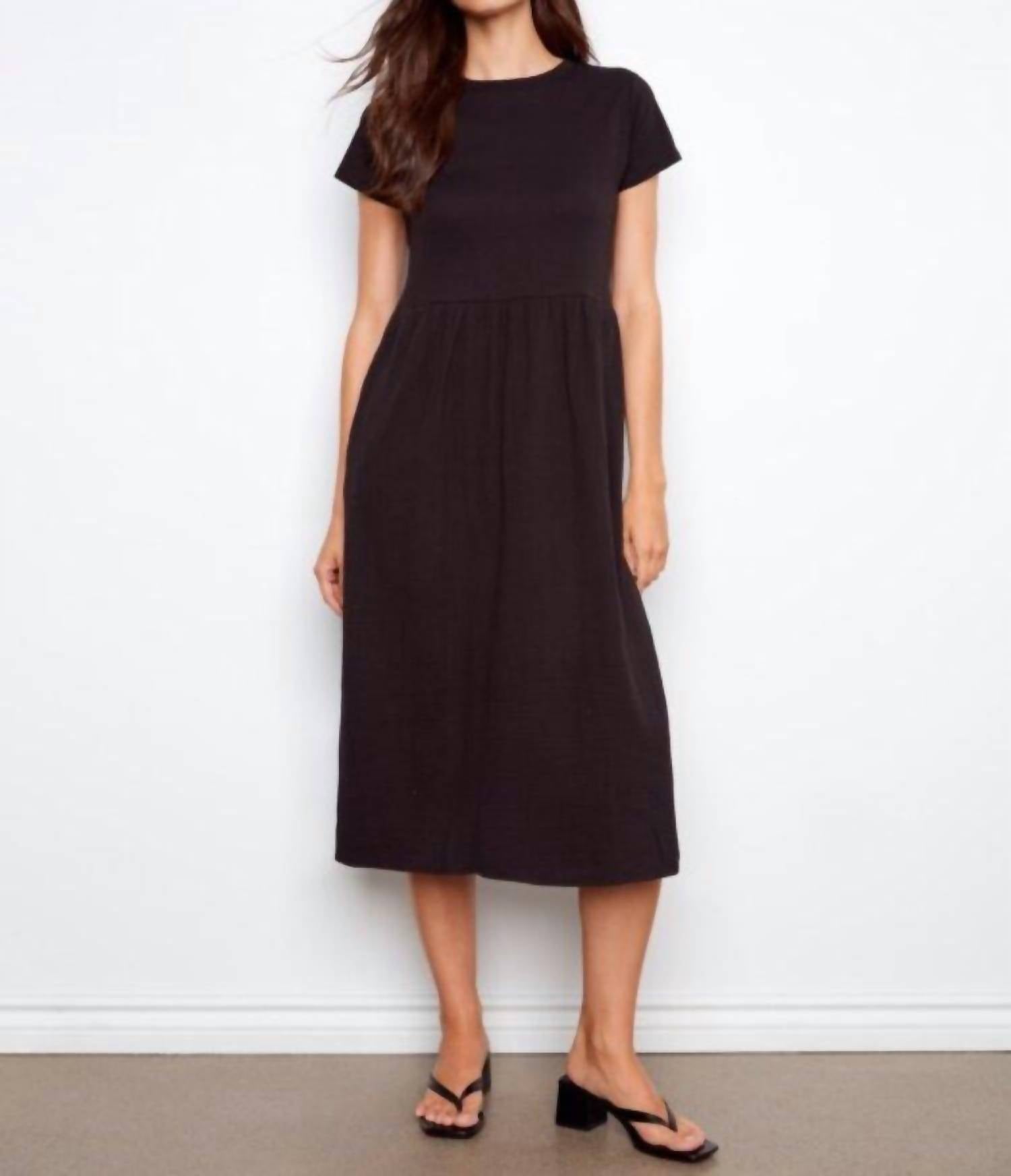Charlie B - Short Sleeve Crew Neck Long Dress