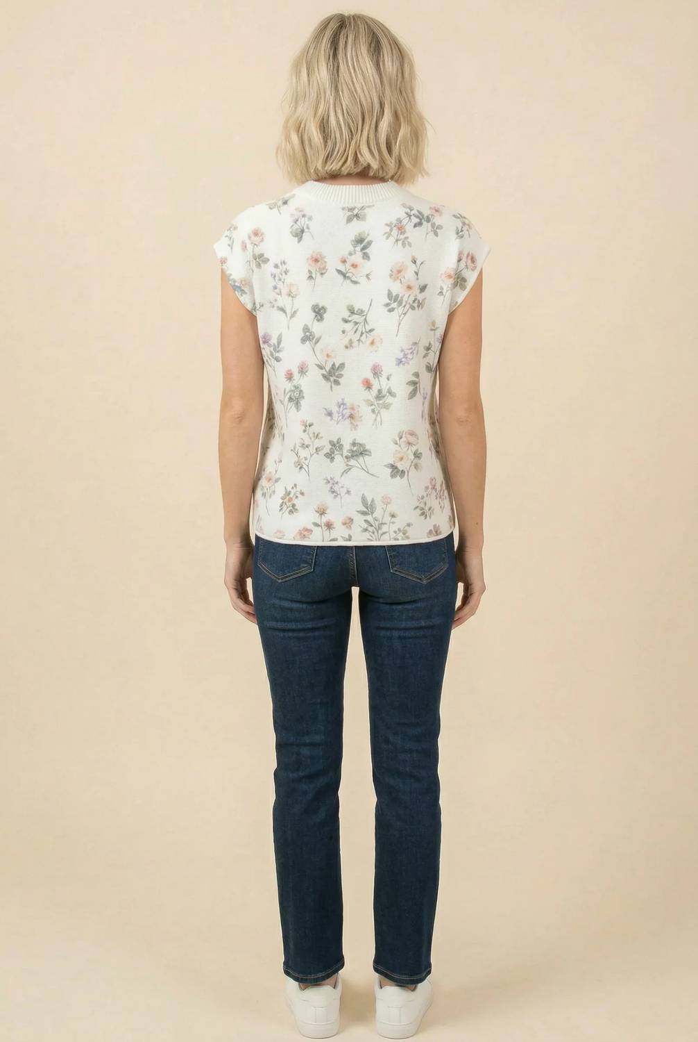 Bombom - Sleeveless Knit Top