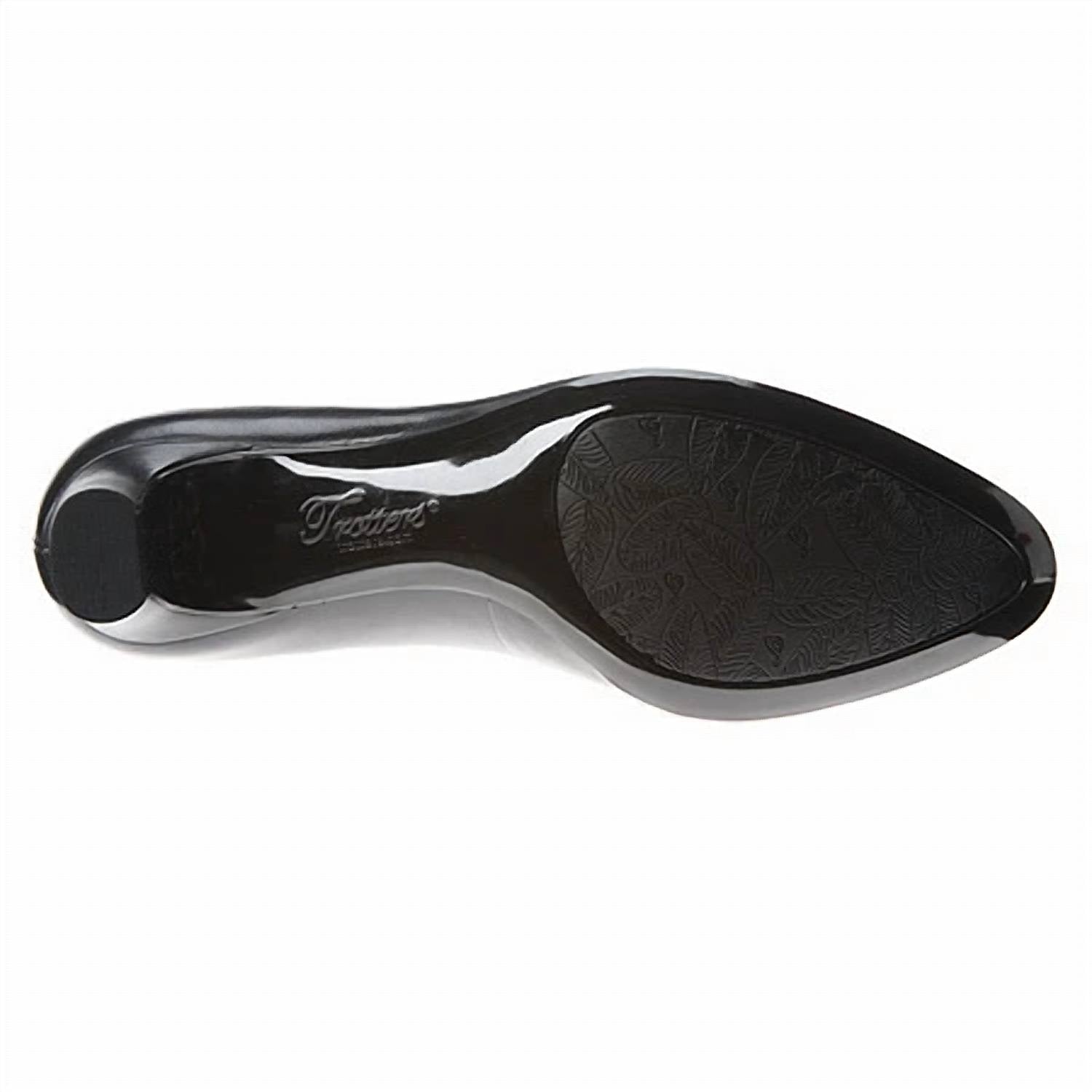 Trotters Women's Janna Pump in black - women's heels - view 6