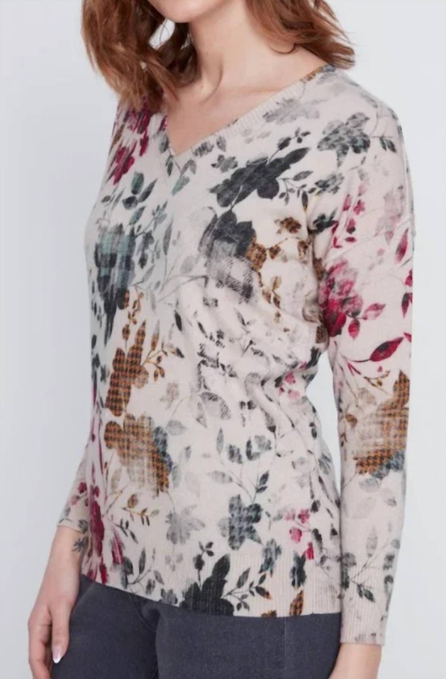 Coco Y Club - V-neck Long Sleeve Tee