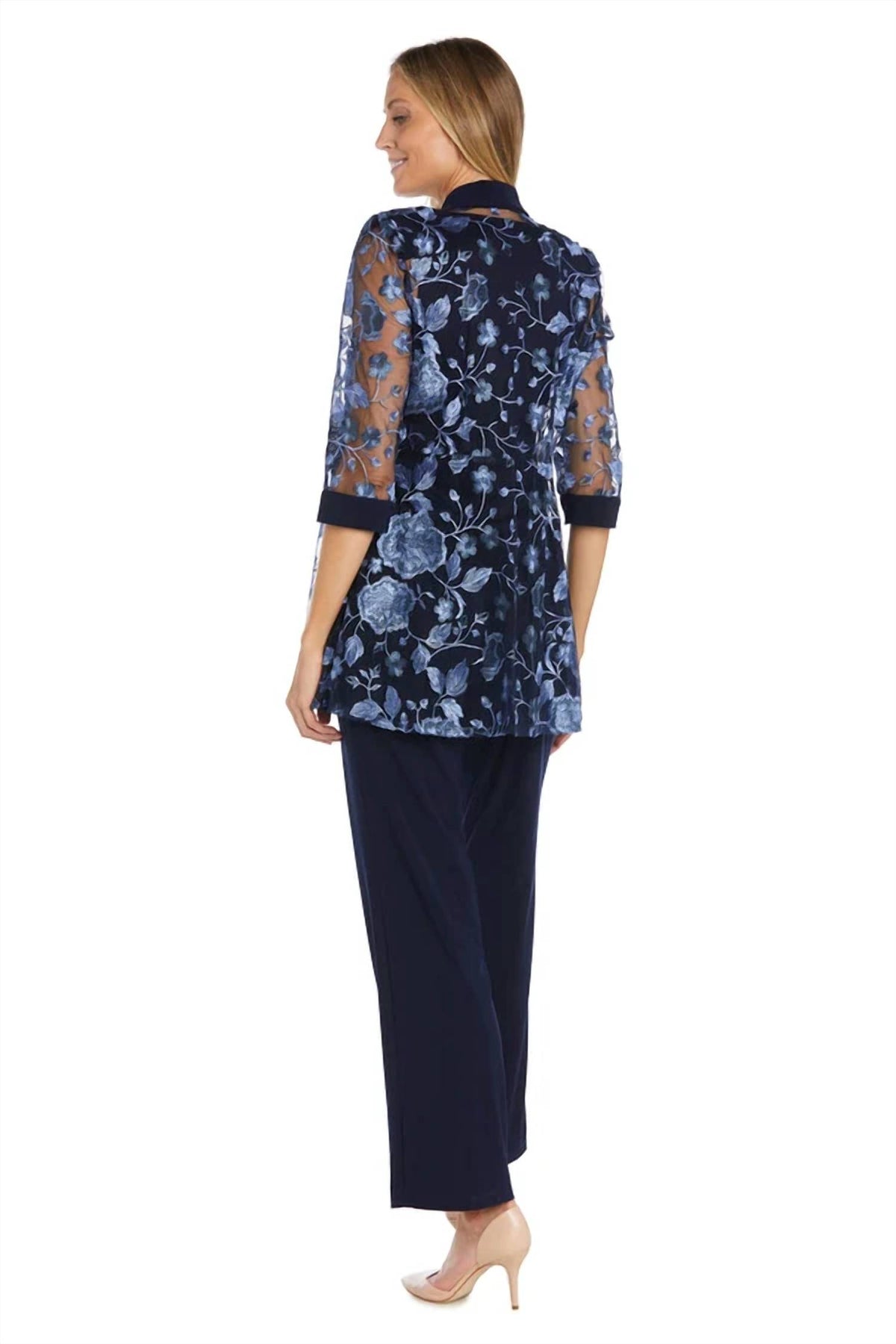 R&M Richards - 2 Piece Pant Suit