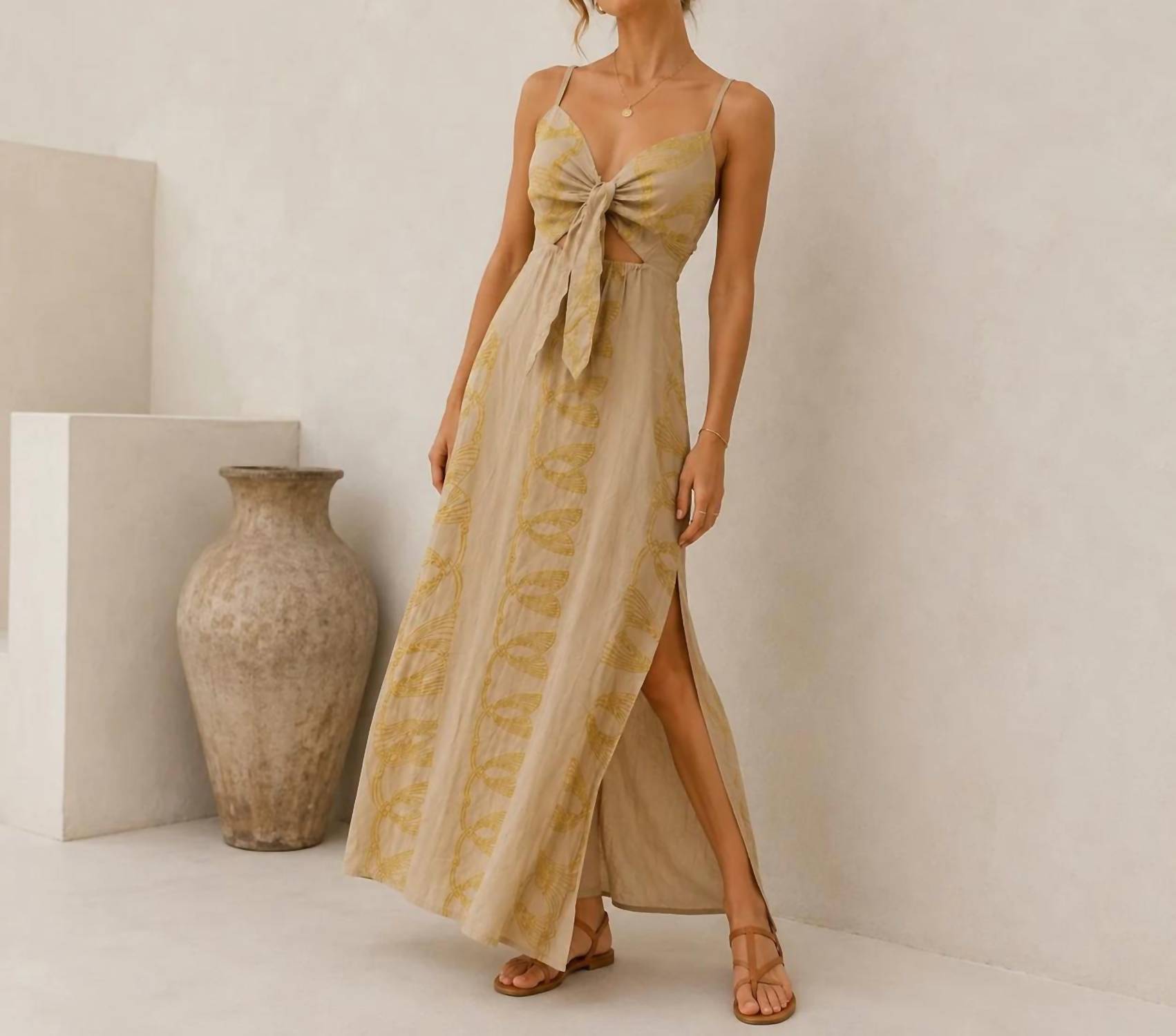 Mystery Resort - Mia Maxi Dress