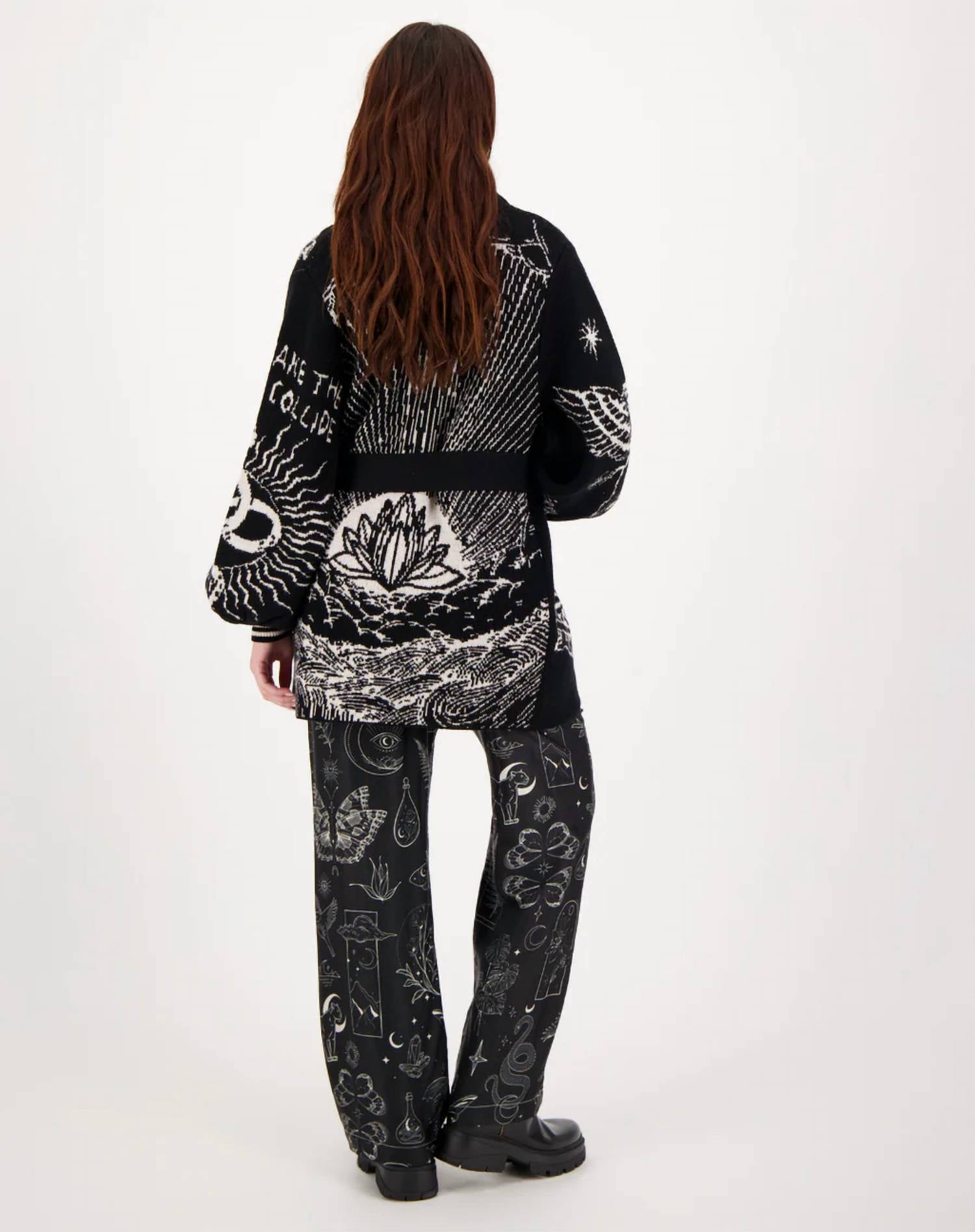 Me369 - Barbara Long Magic Cardigan