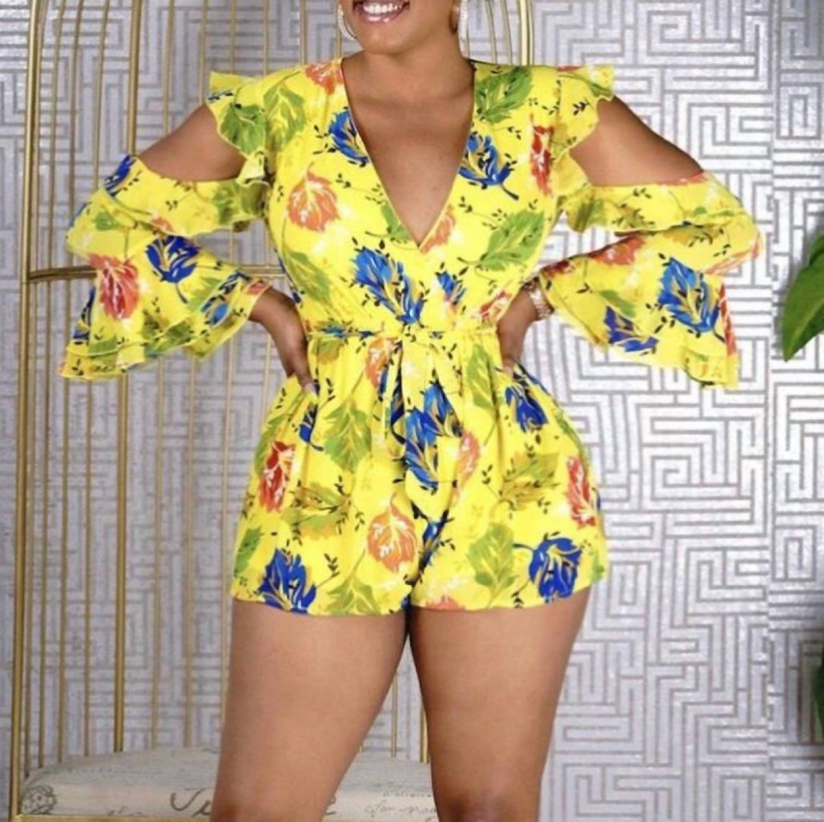 Banjul - V-neck Romper
