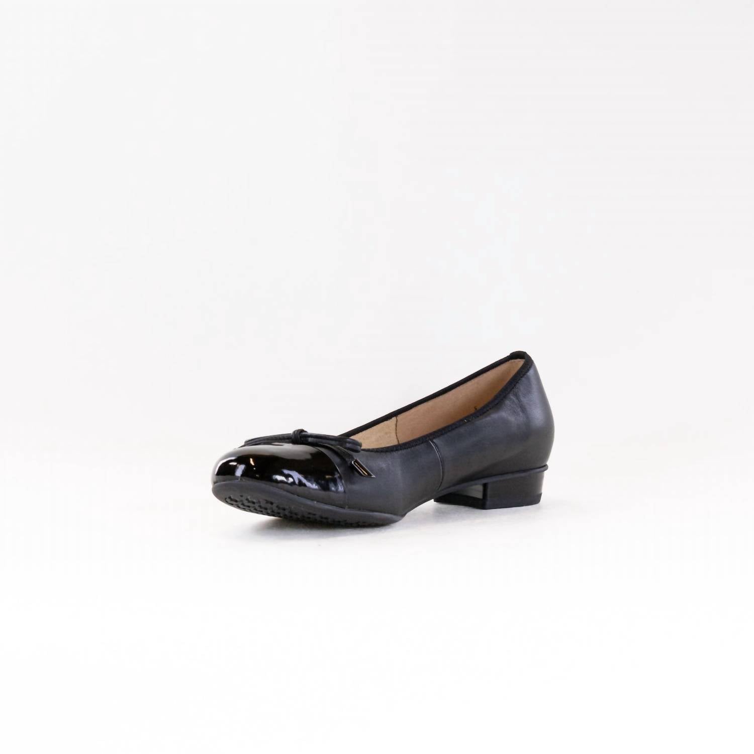Ara - Women's Belinda Bow Ballet Flat