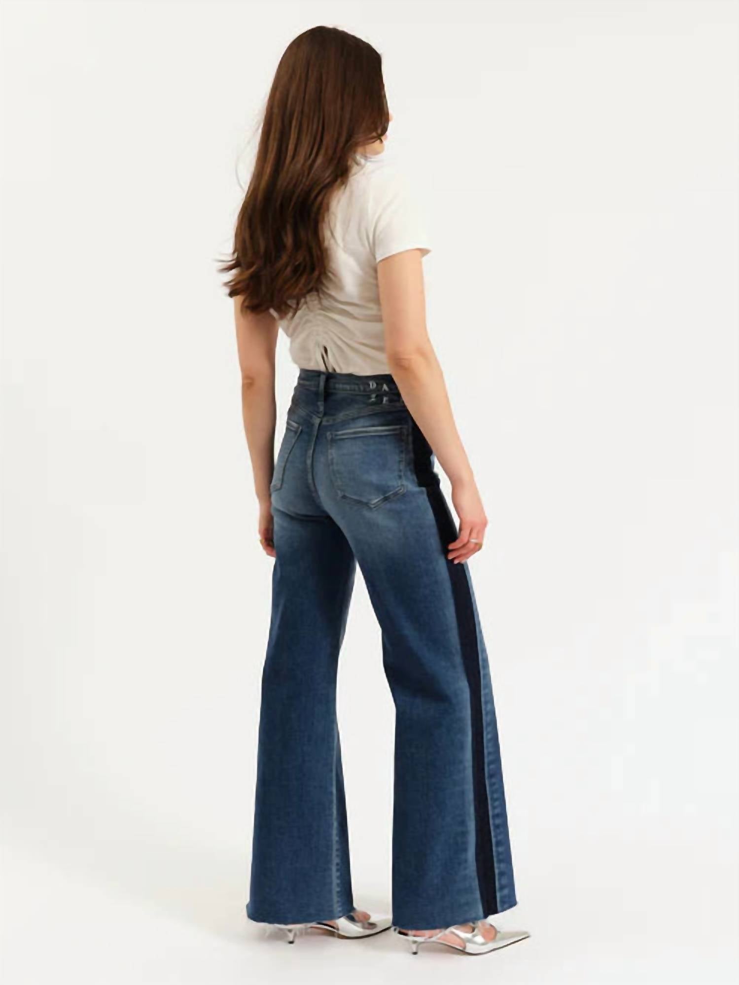 DAZE Far Out High Rise Wide Leg Jeans in tuxedo 1 - women's jeans - detail view
