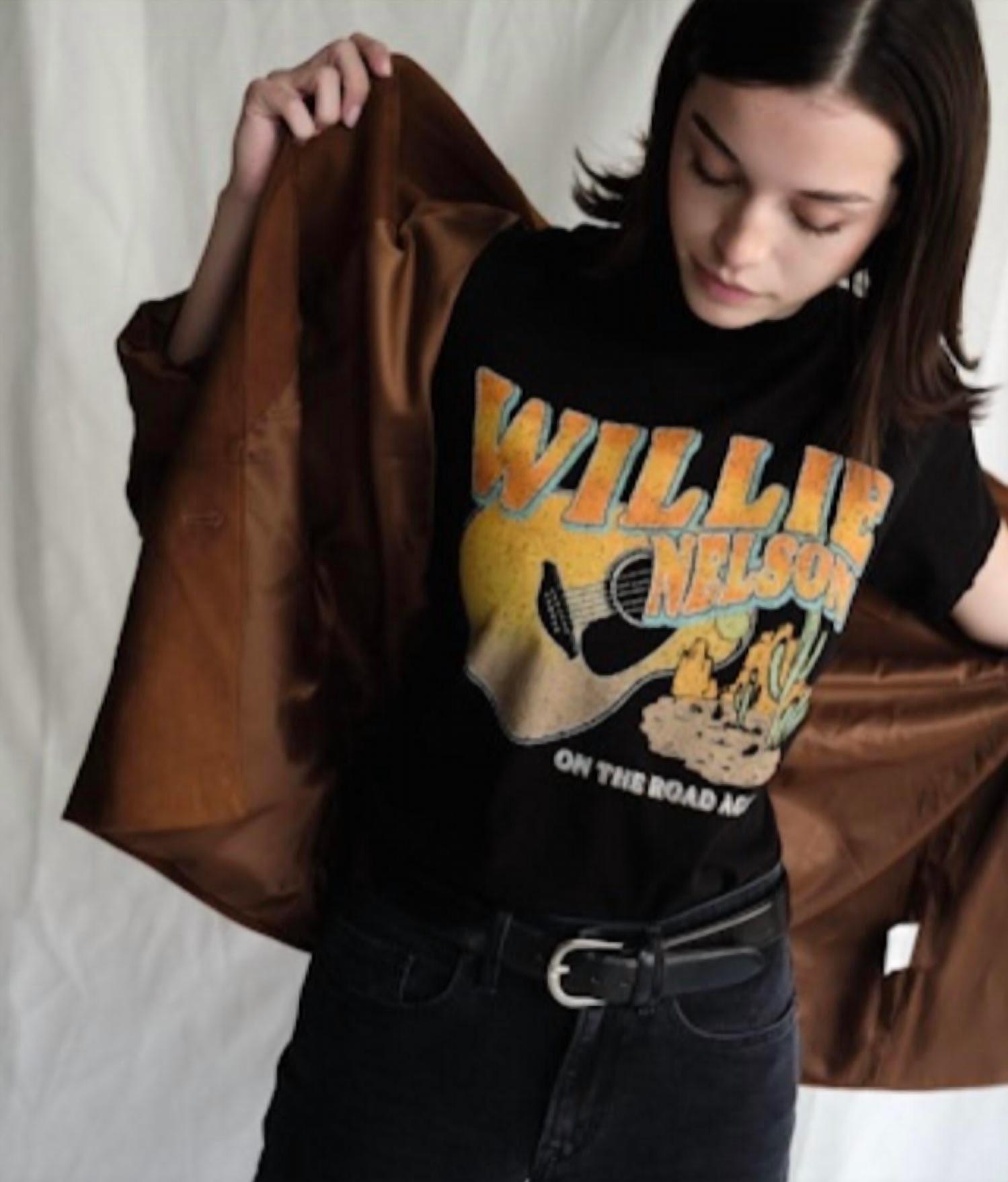 People of Leisure Willie Nelson Like a Band O' Gypsies Tee in vintage black - women's t-shirt - detail view