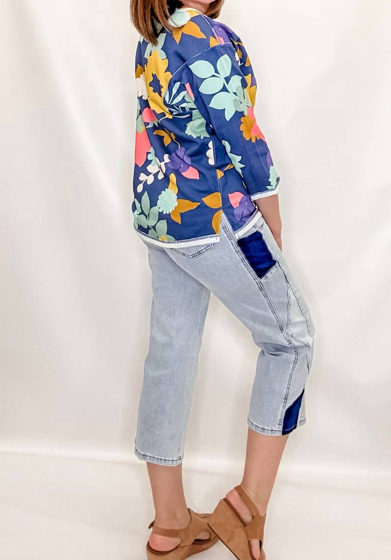 Tru Luxe - Notched Neck Floral Print Top